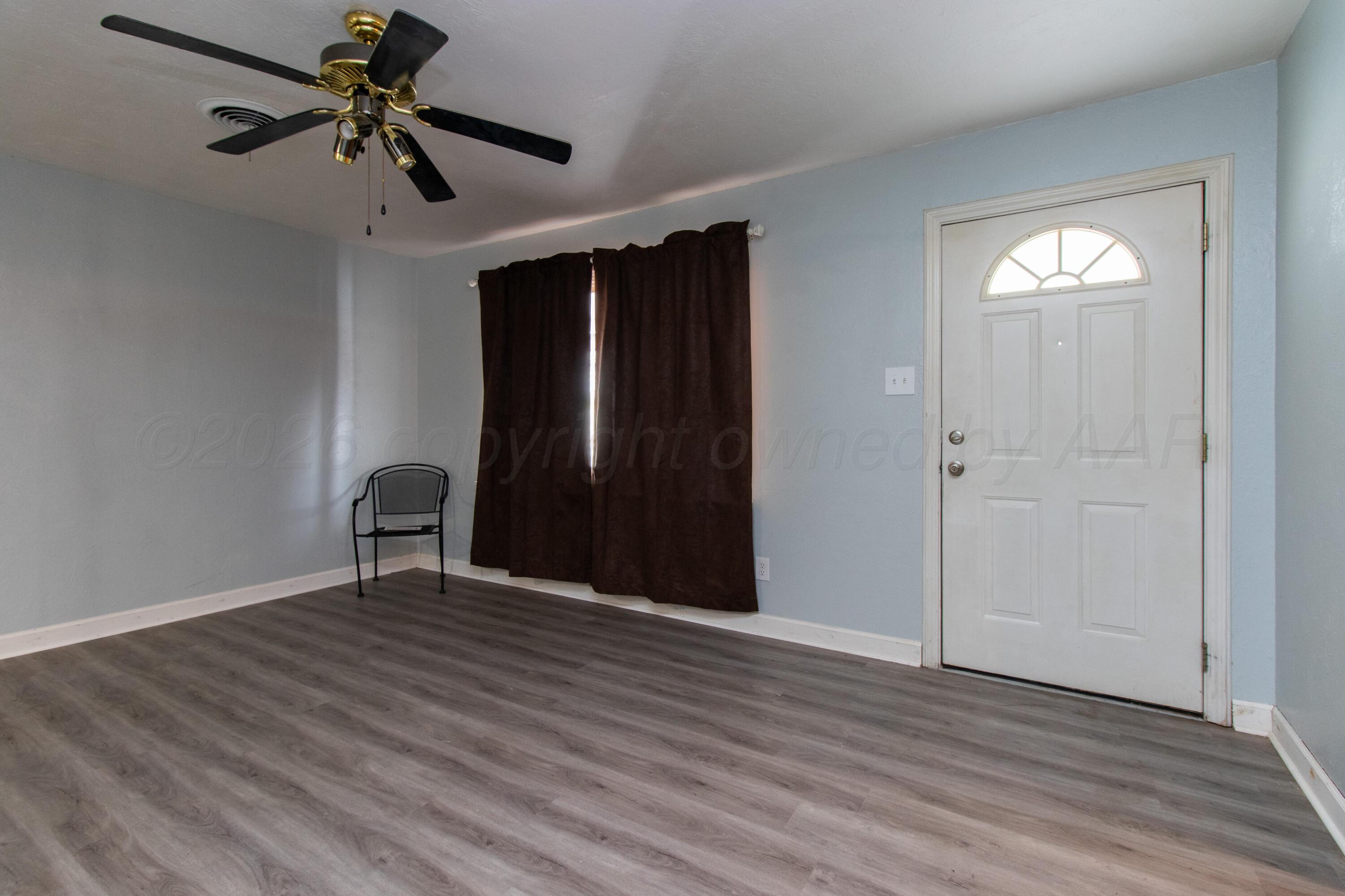 4007 Parker Street Property Photo 12