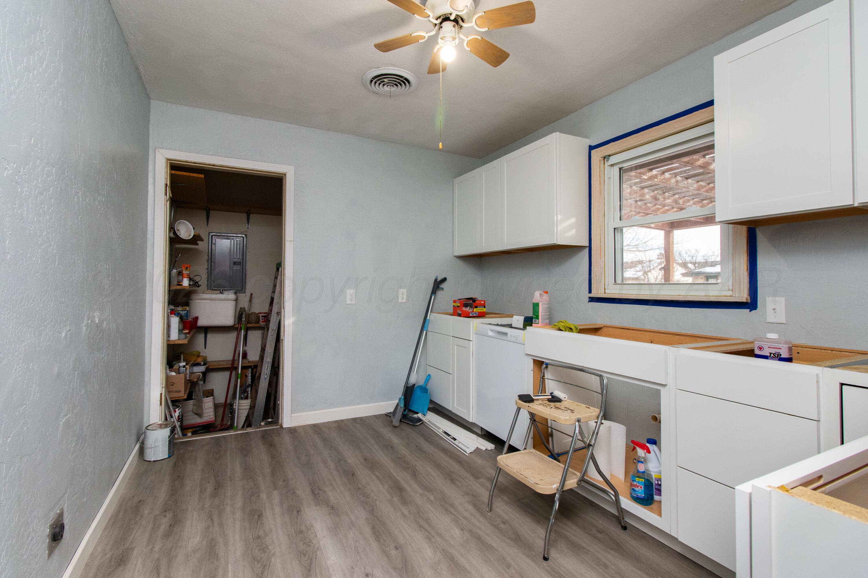 4007 Parker Street Property Photo 15