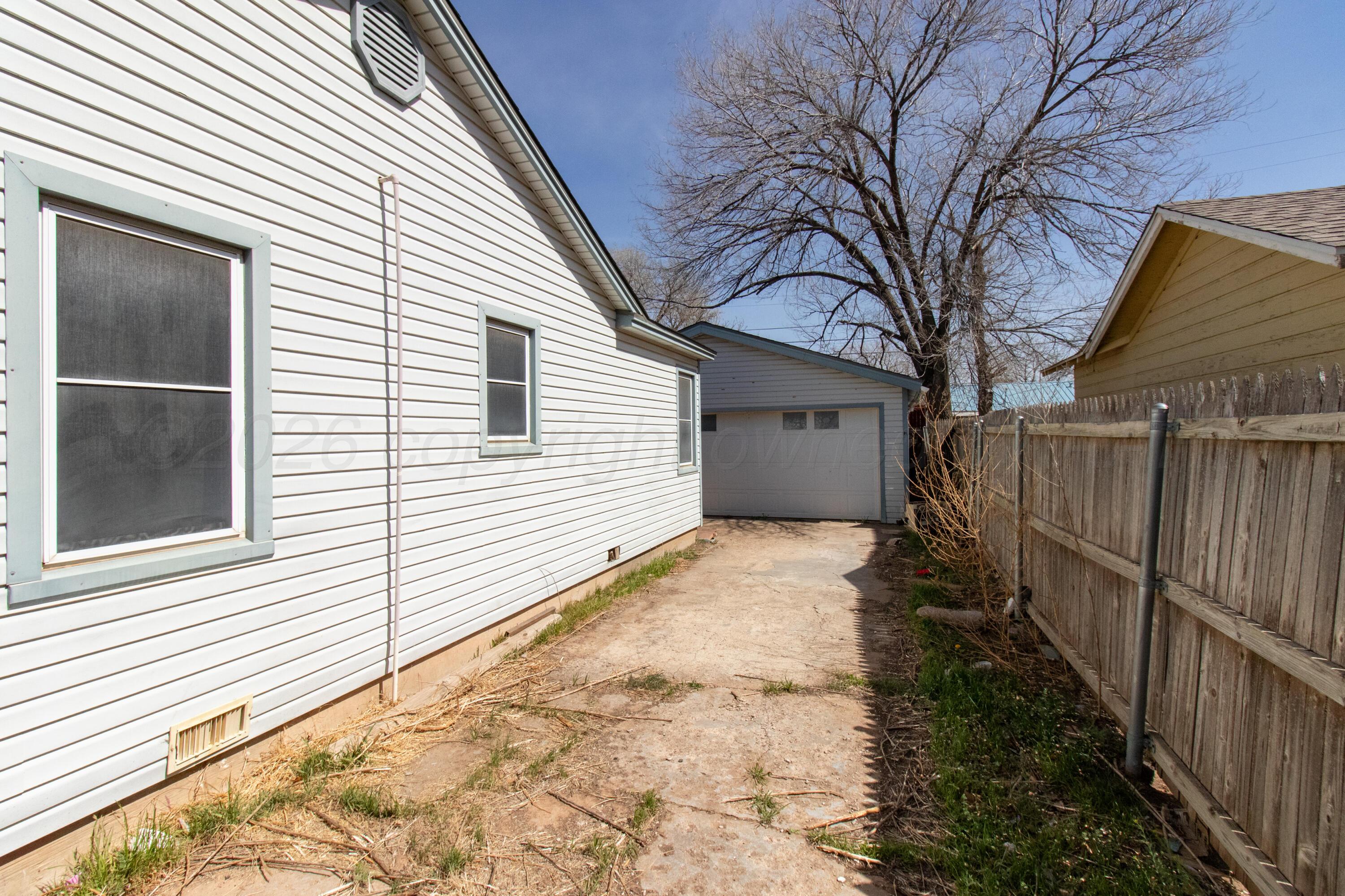 4007 Parker Street Property Photo 24