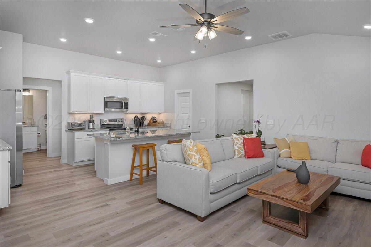 7510 John Thomas Street Property Photo 6