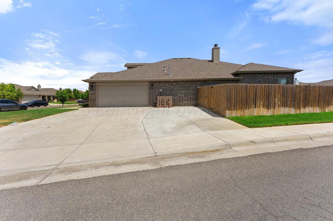 9705 Rockwood Drive Property Photo 3