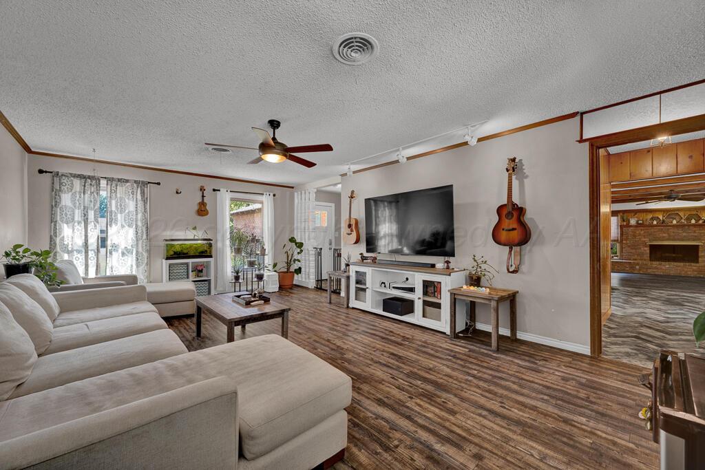 3802 Linda Drive Property Photo 6
