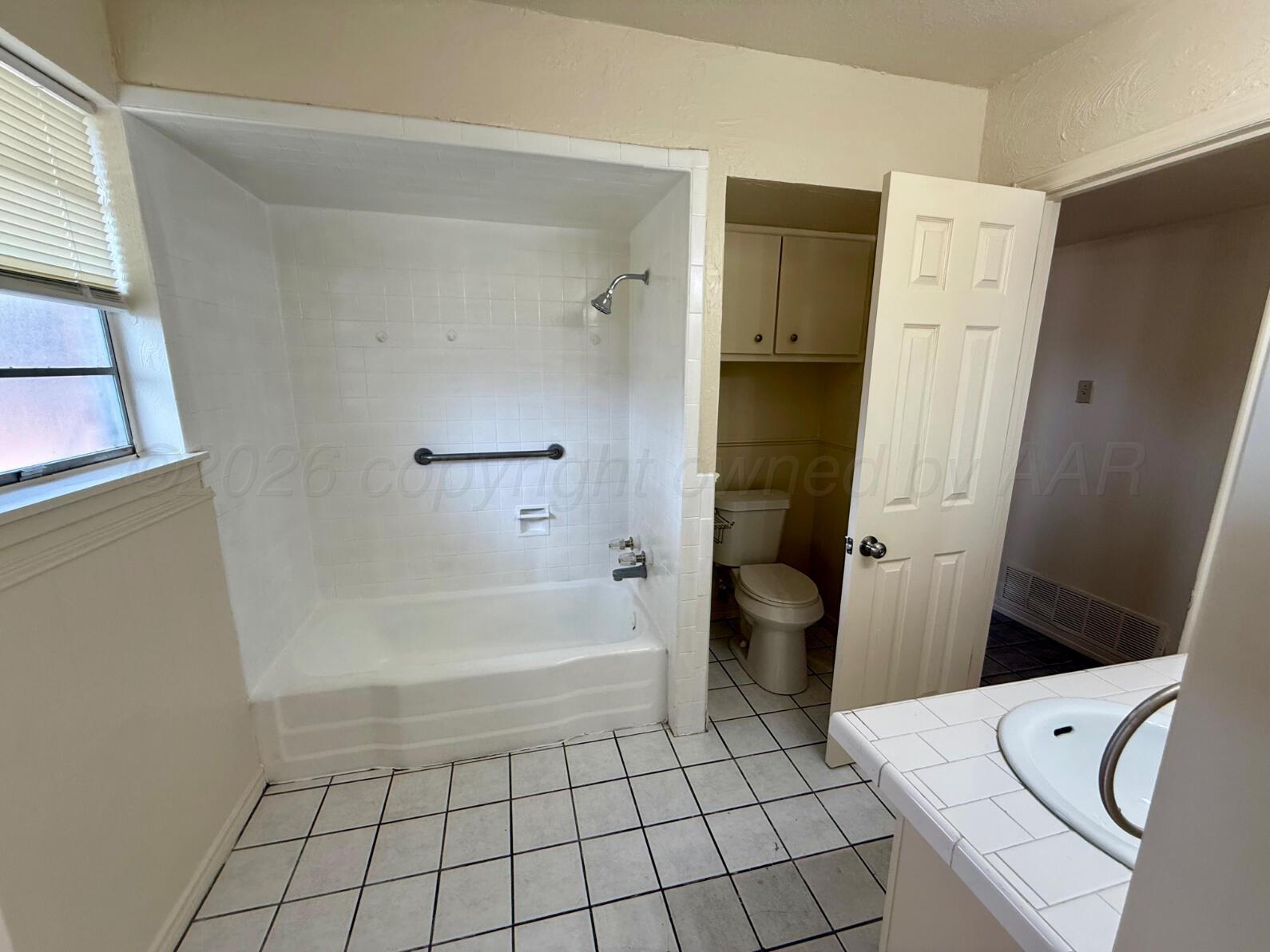 4600 Sw 38th Avenue Property Photo 14