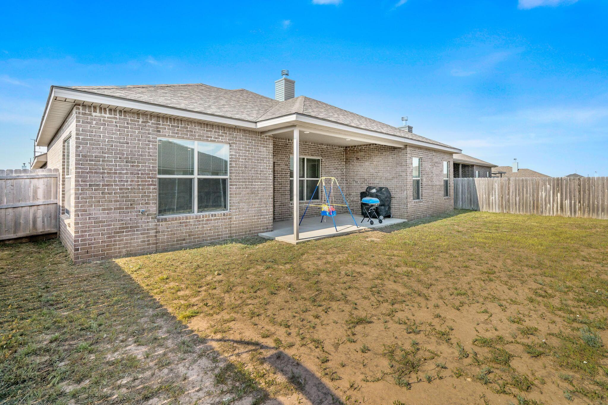 1738 Apricot Avenue Property Photo 23