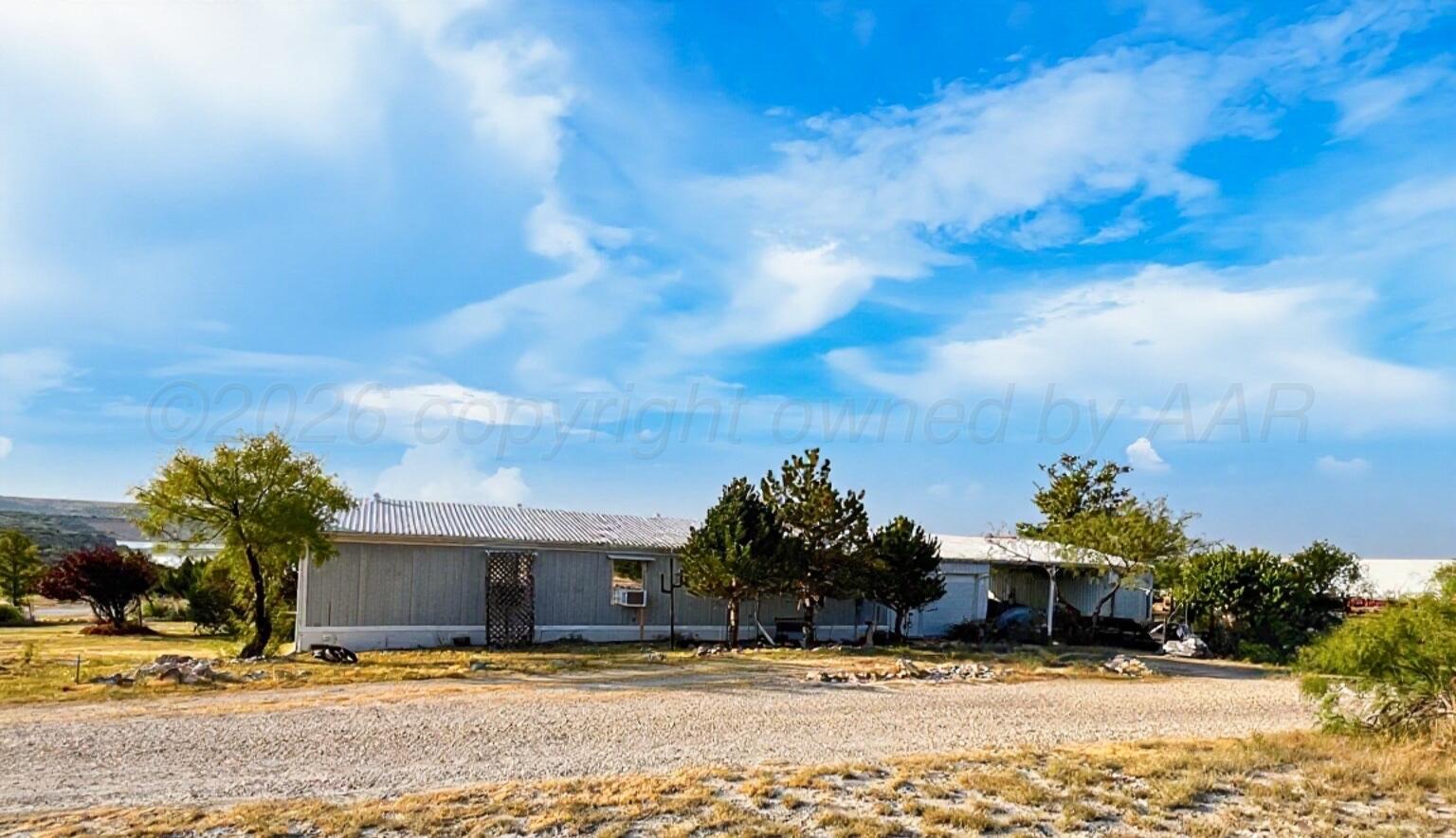 110 E Lobo Drive