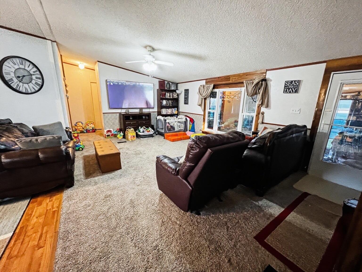 110 E Lobo Drive Property Photo 7