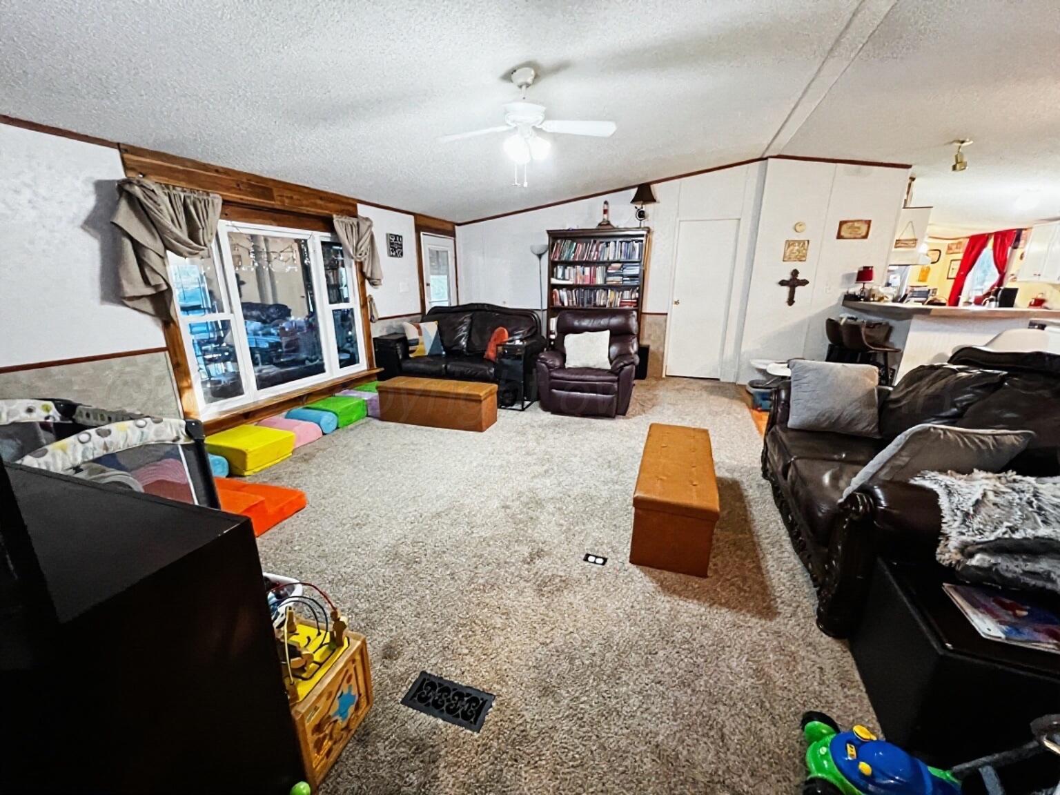 110 E Lobo Drive Property Photo 8