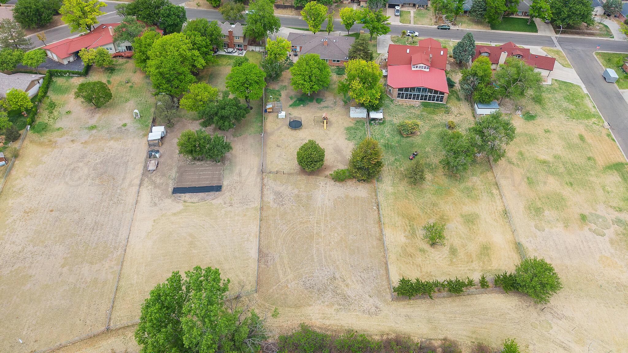 1404 Creekmere Drive Property Photo 8