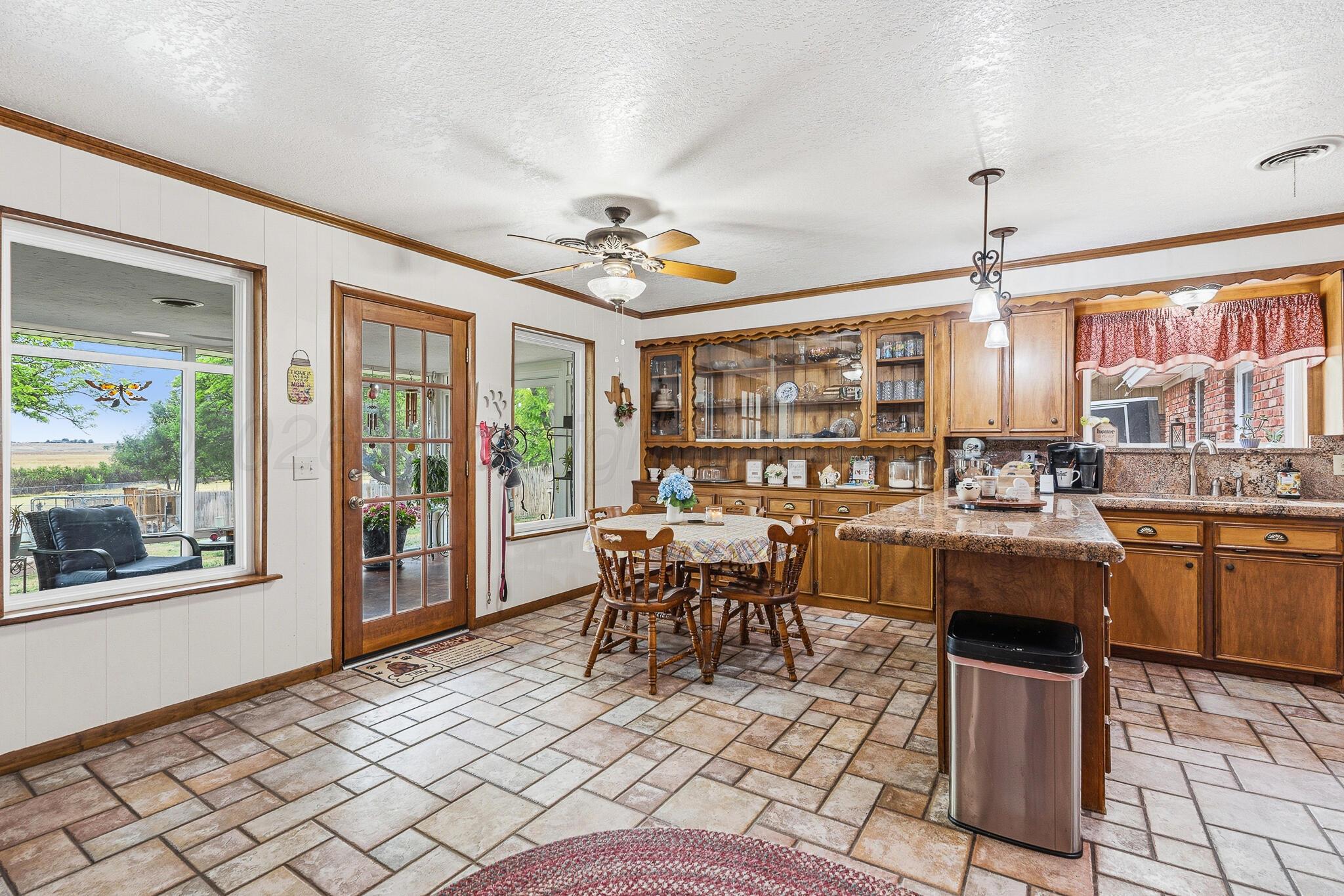 1404 Creekmere Drive Property Photo 19