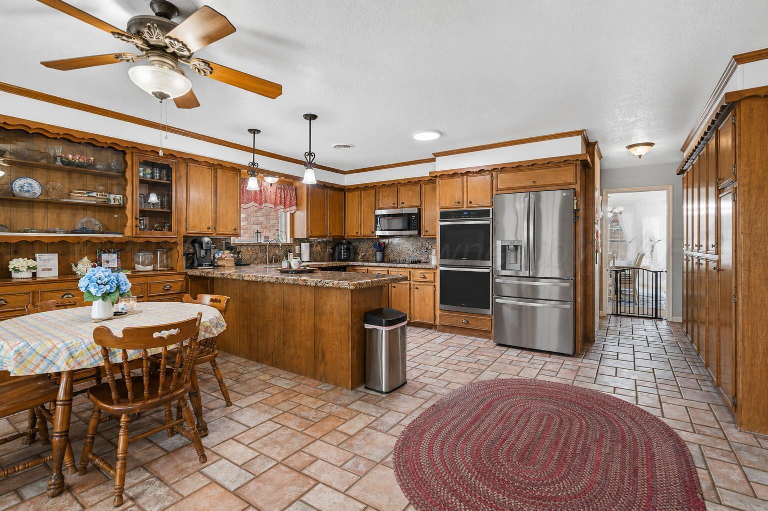 1404 Creekmere Drive Property Photo 21