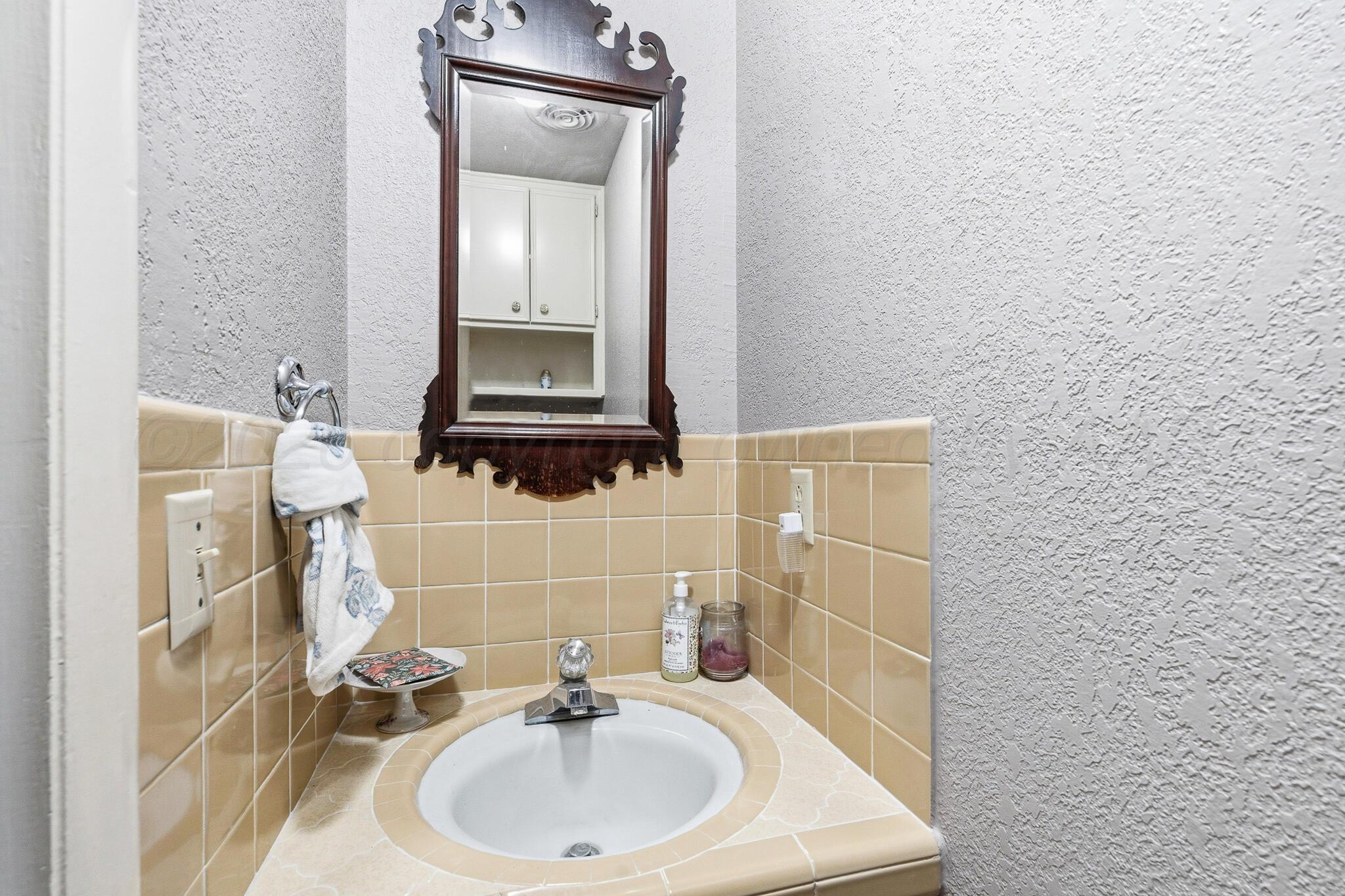 1404 Creekmere Drive Property Photo 43
