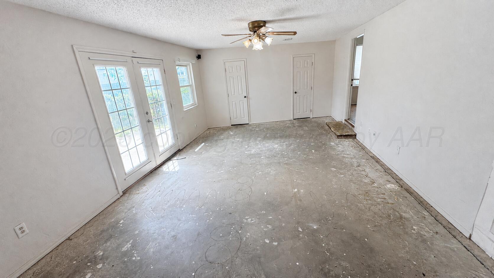 1223 S Florida Street Property Photo 11
