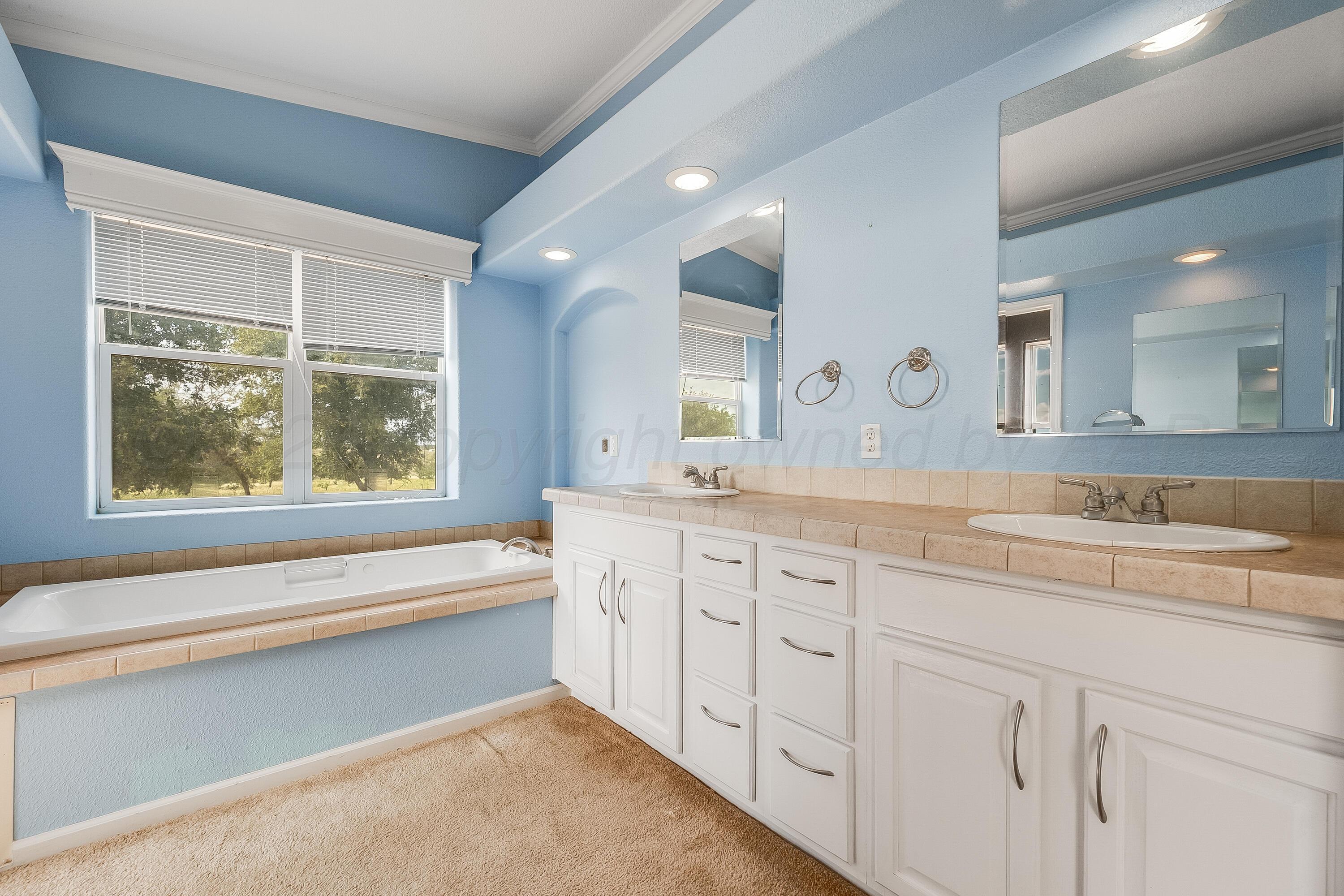 8040 County Road 2 Property Photo 21