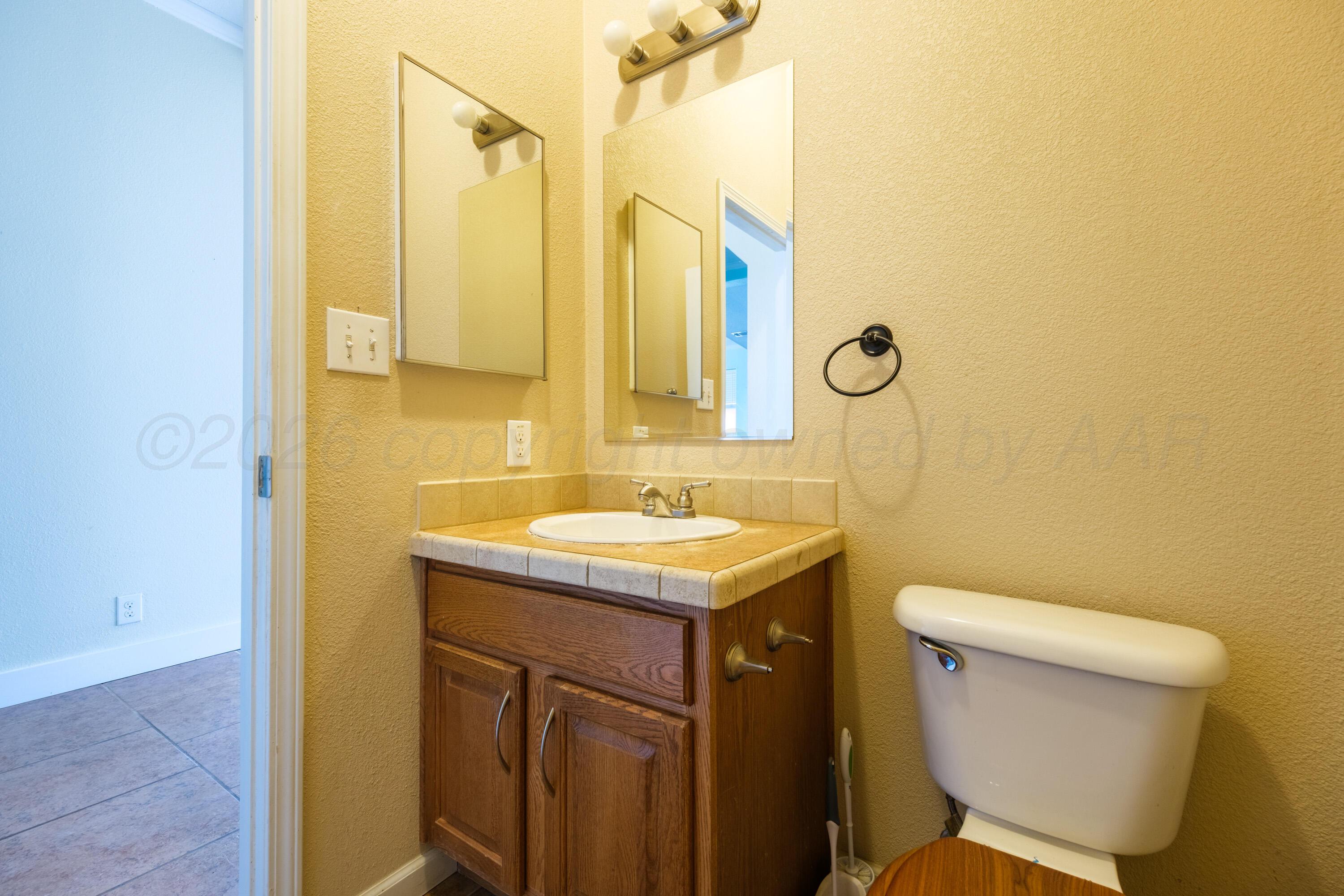 8040 County Road 2 Property Photo 32
