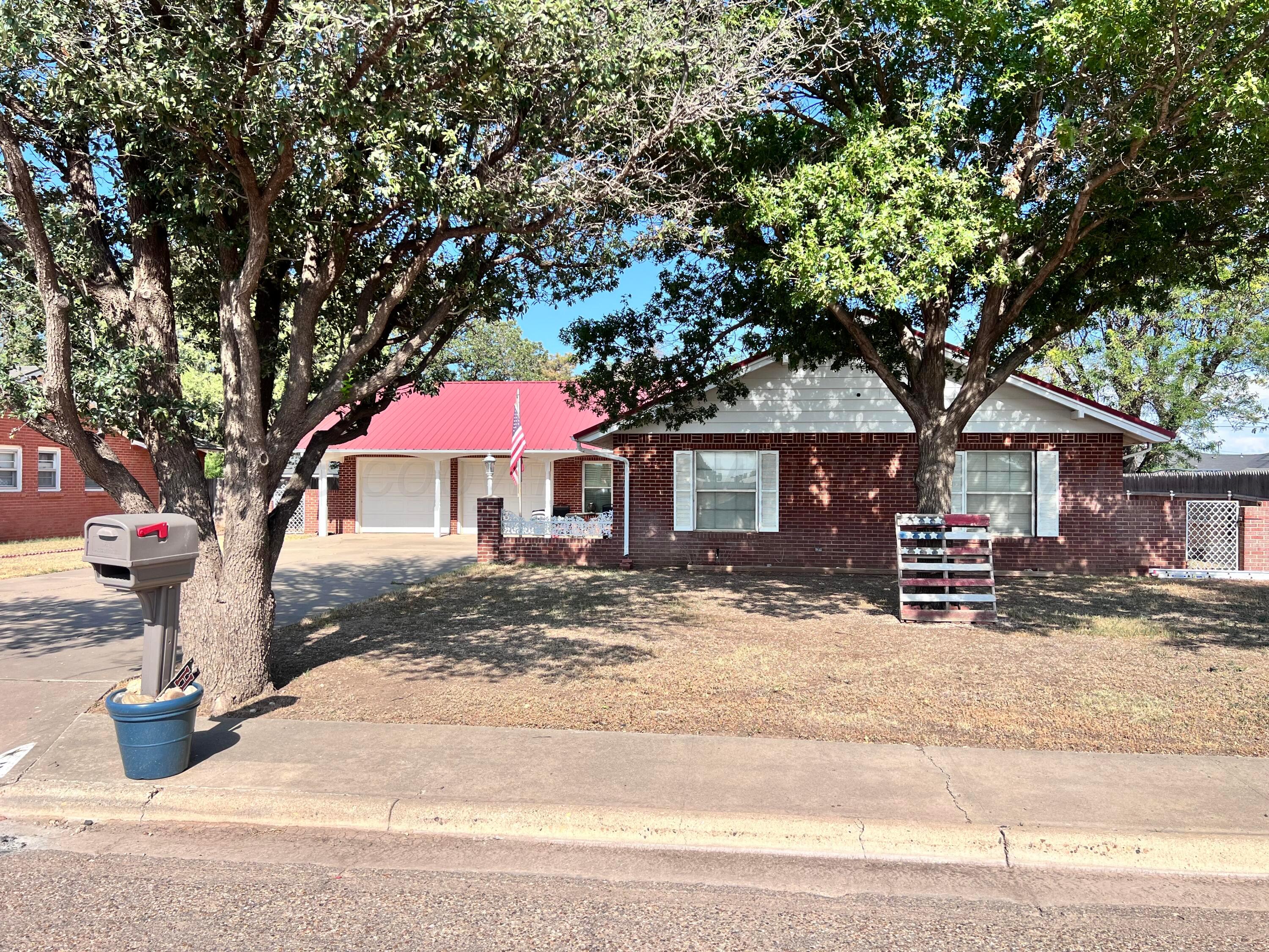 412 Sunset Street Property Photo 1