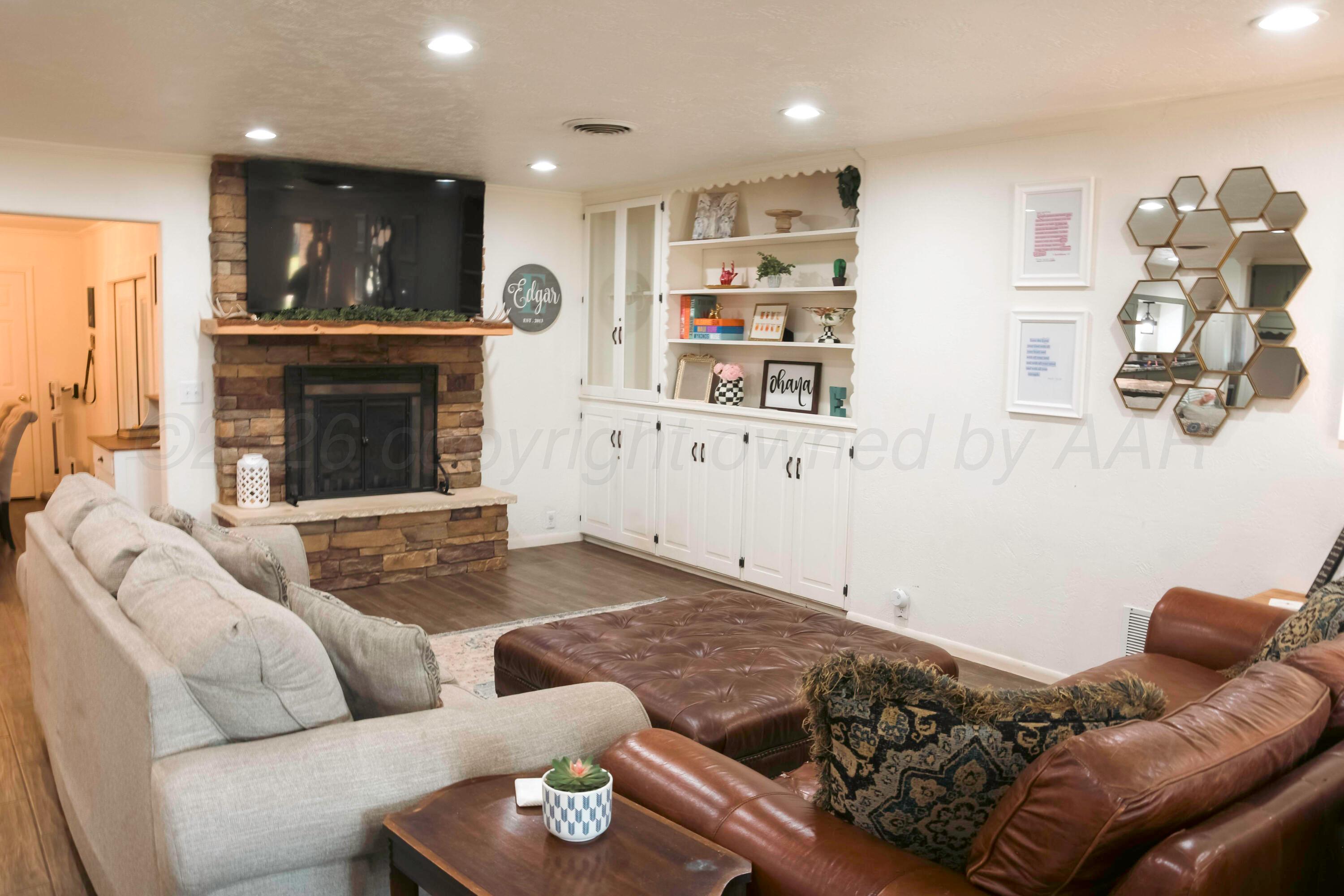 203 Western Street Property Photo 7