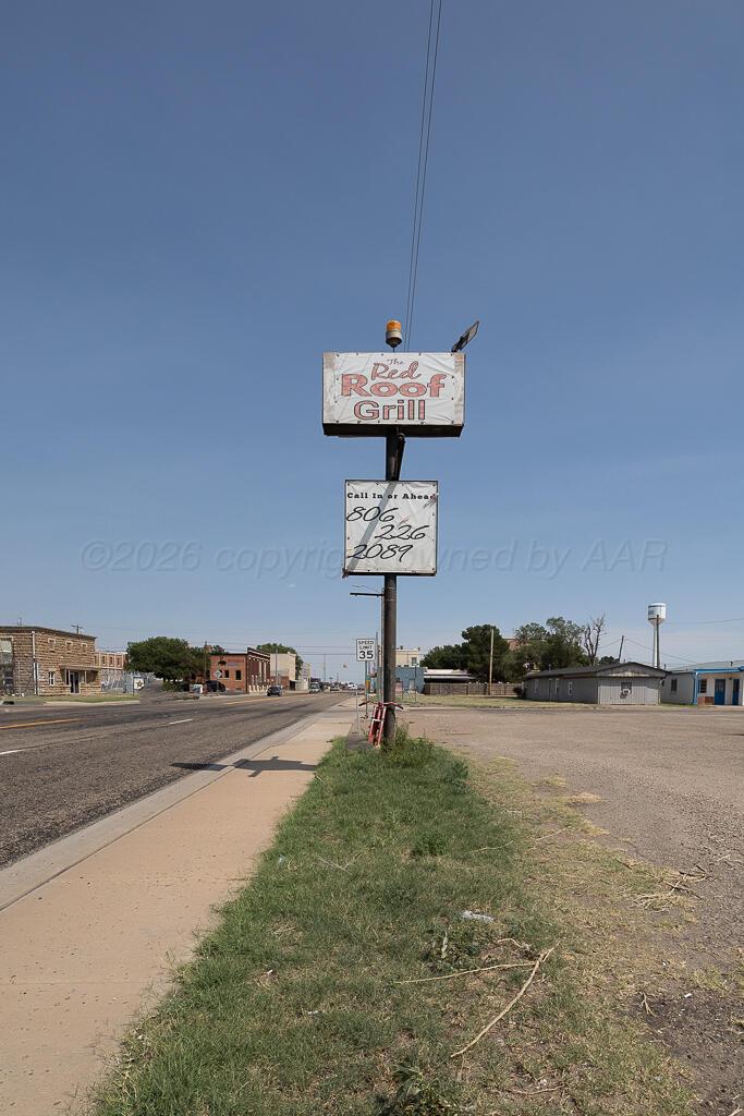 201 W First Street Property Photo 16