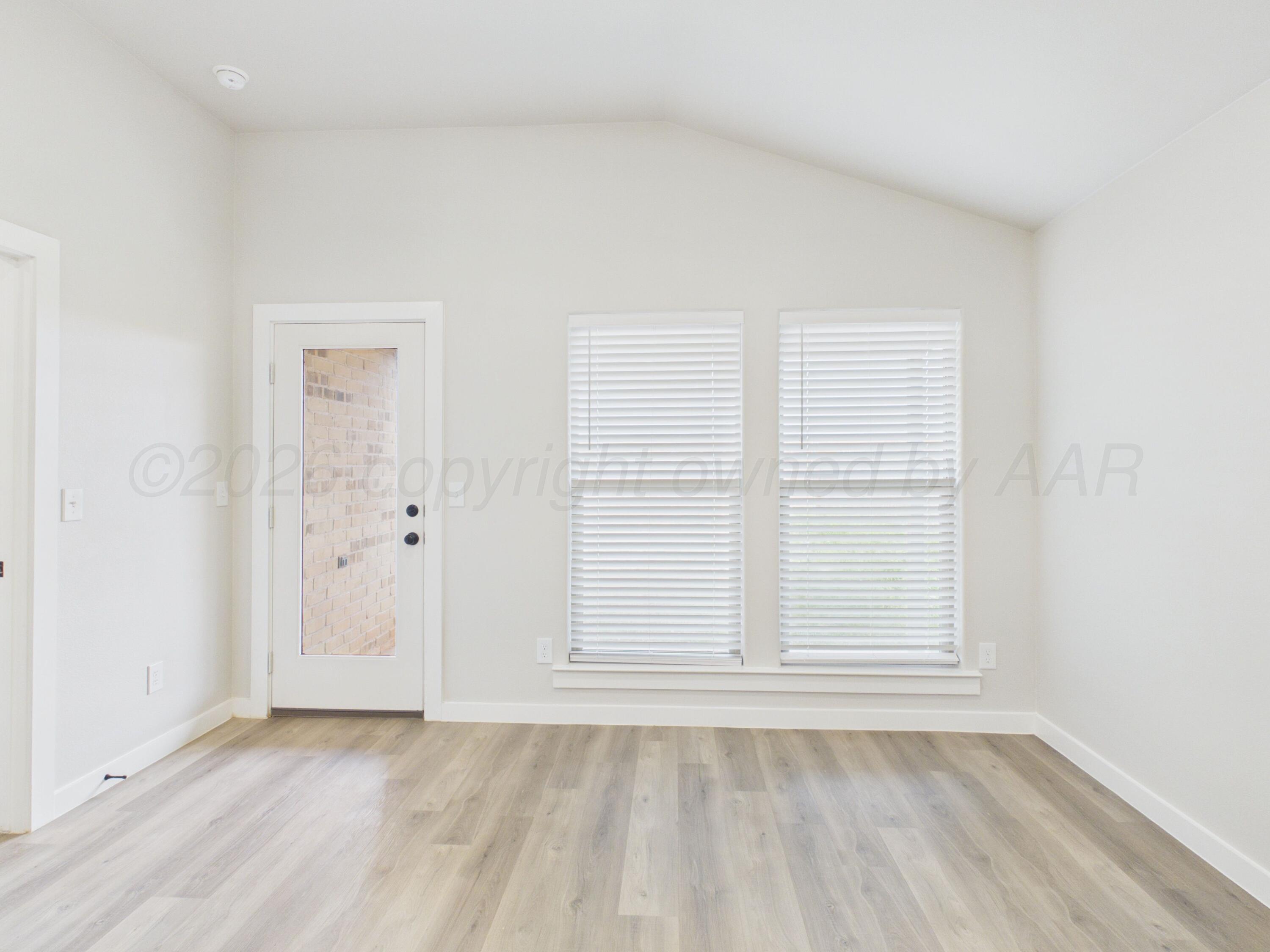 3102 Swenson Street Property Photo 8