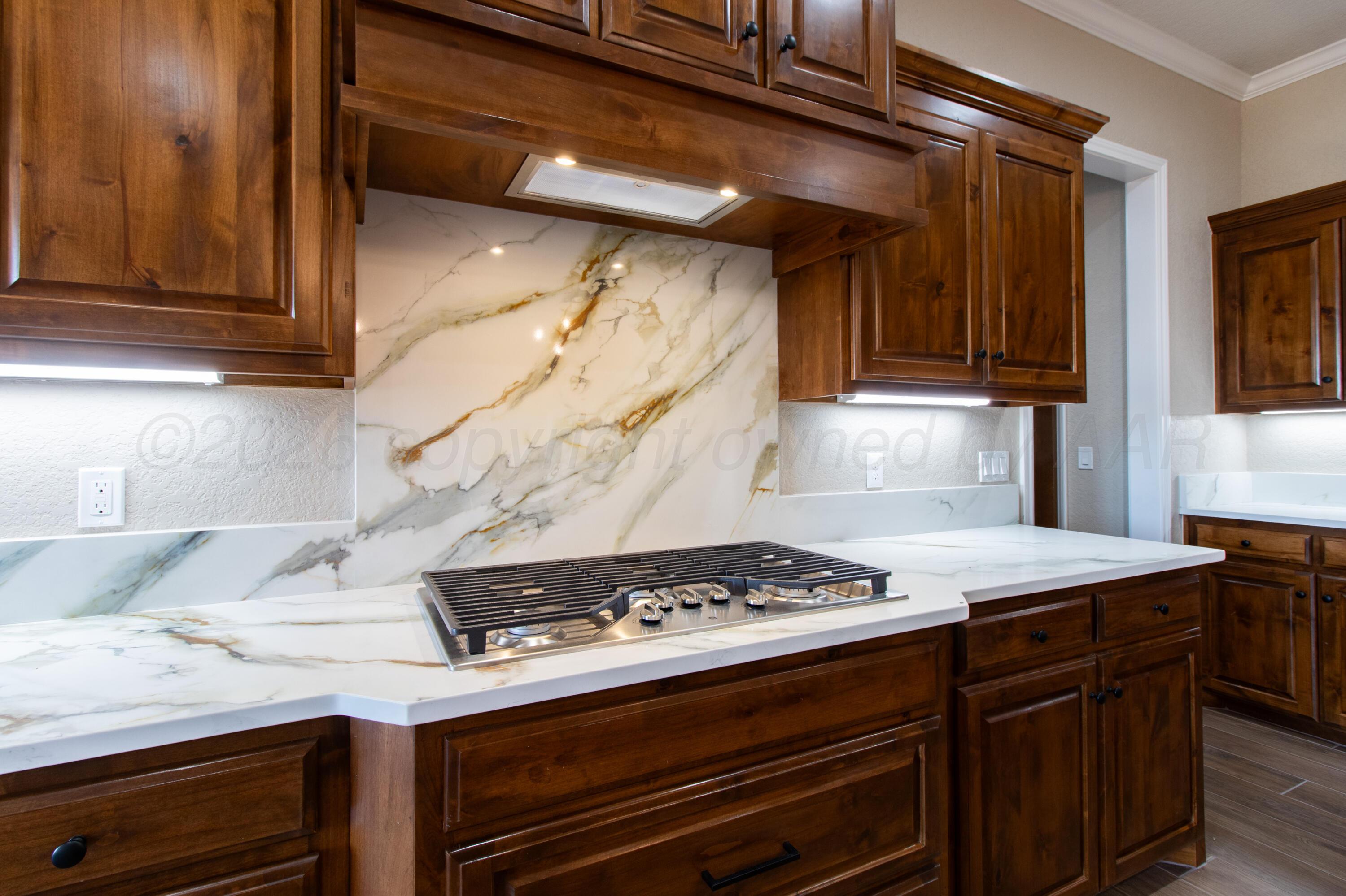 9406 Shadow Bend Avenue Property Photo 13