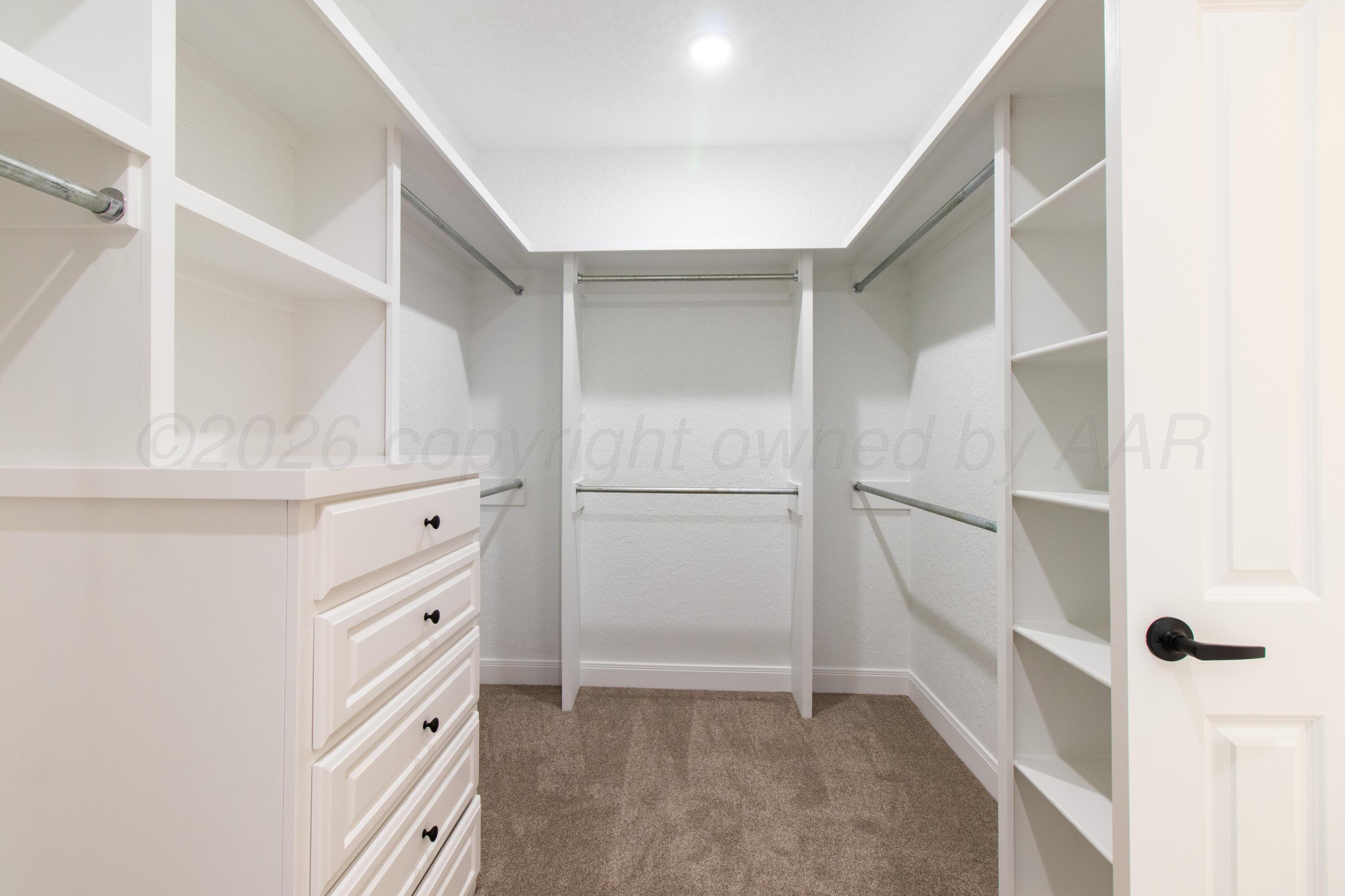 9406 Shadow Bend Avenue Property Photo 25