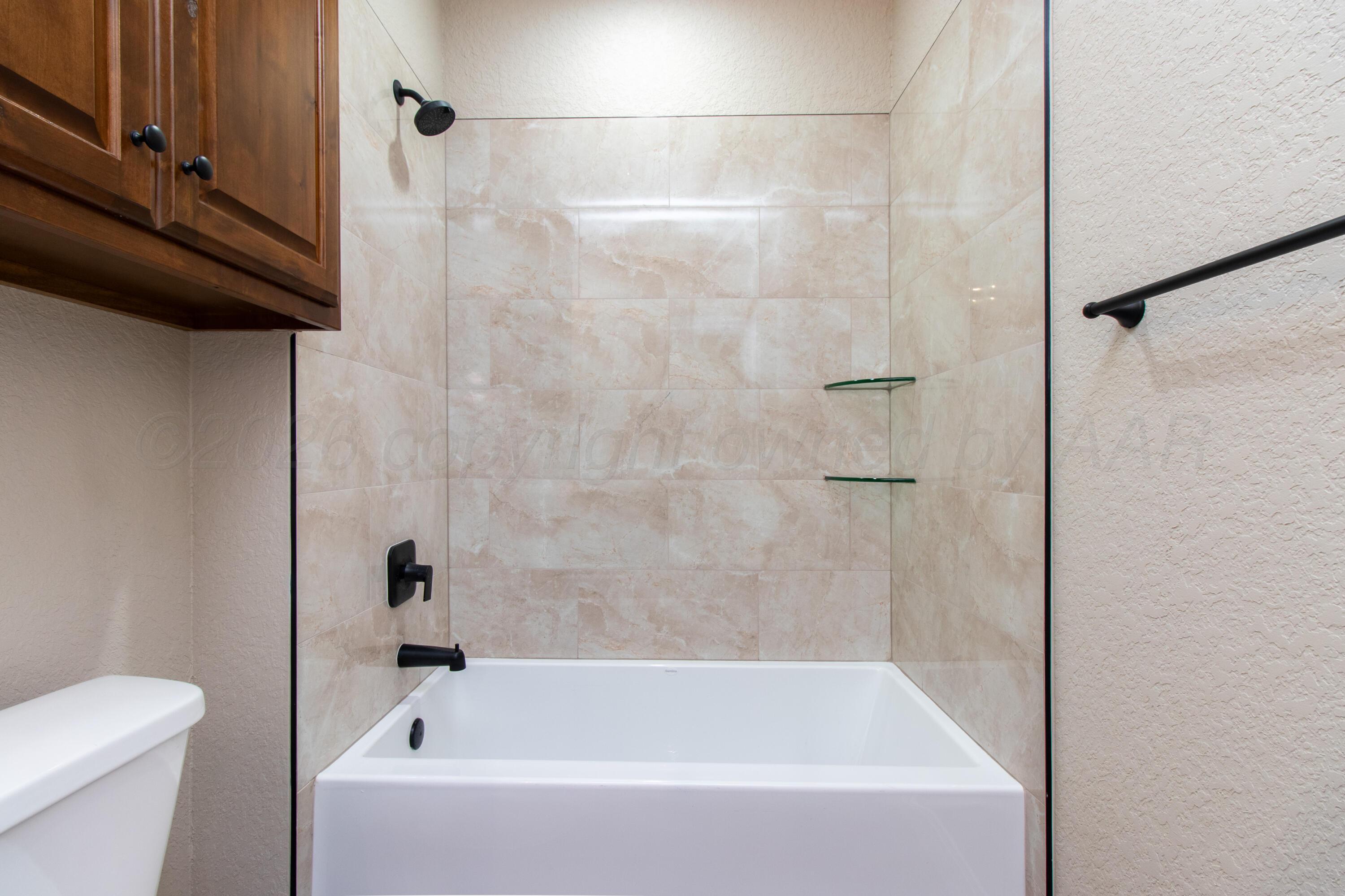9406 Shadow Bend Avenue Property Photo 34