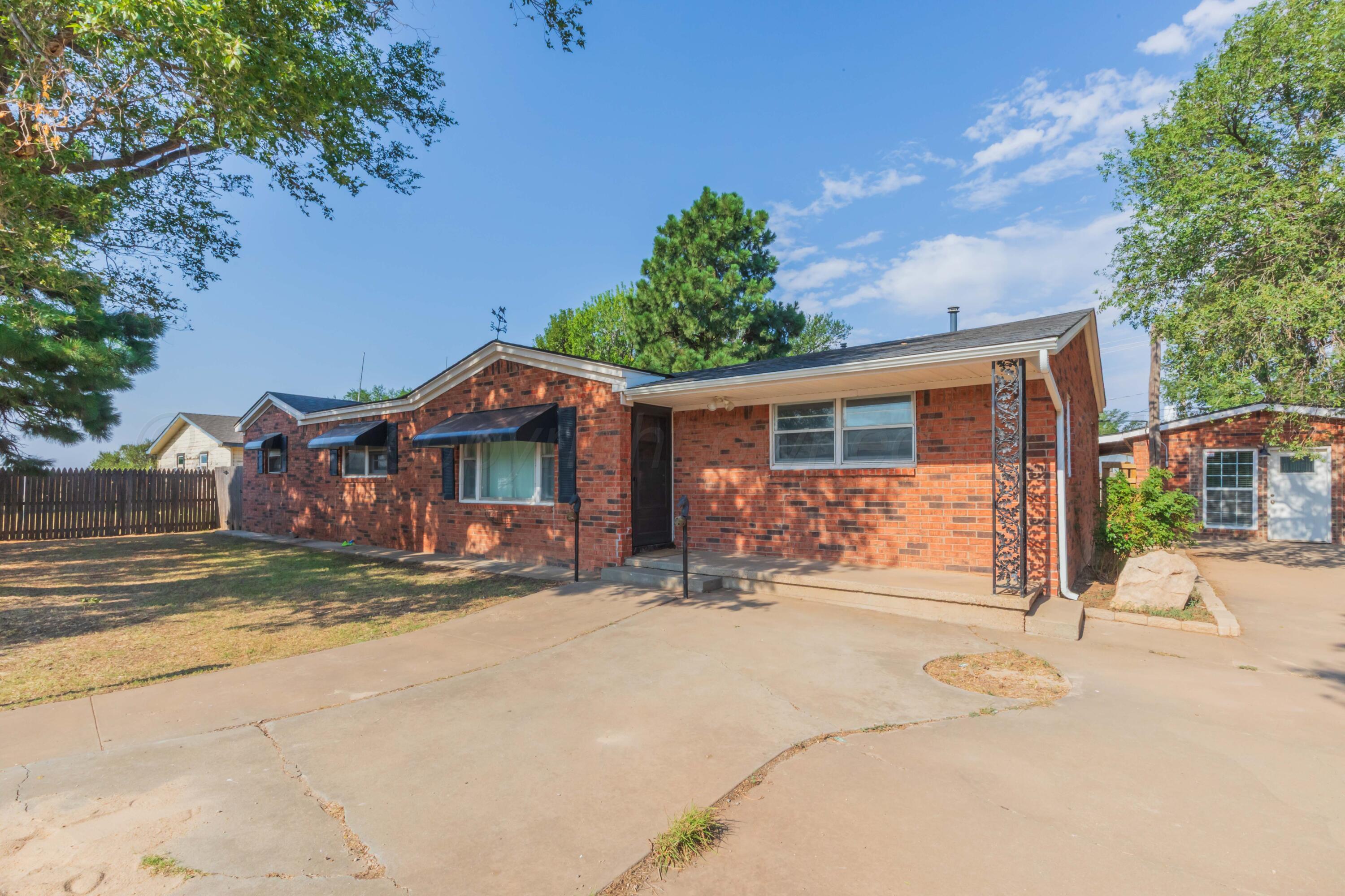 2406 Smiser Street Property Photo 1