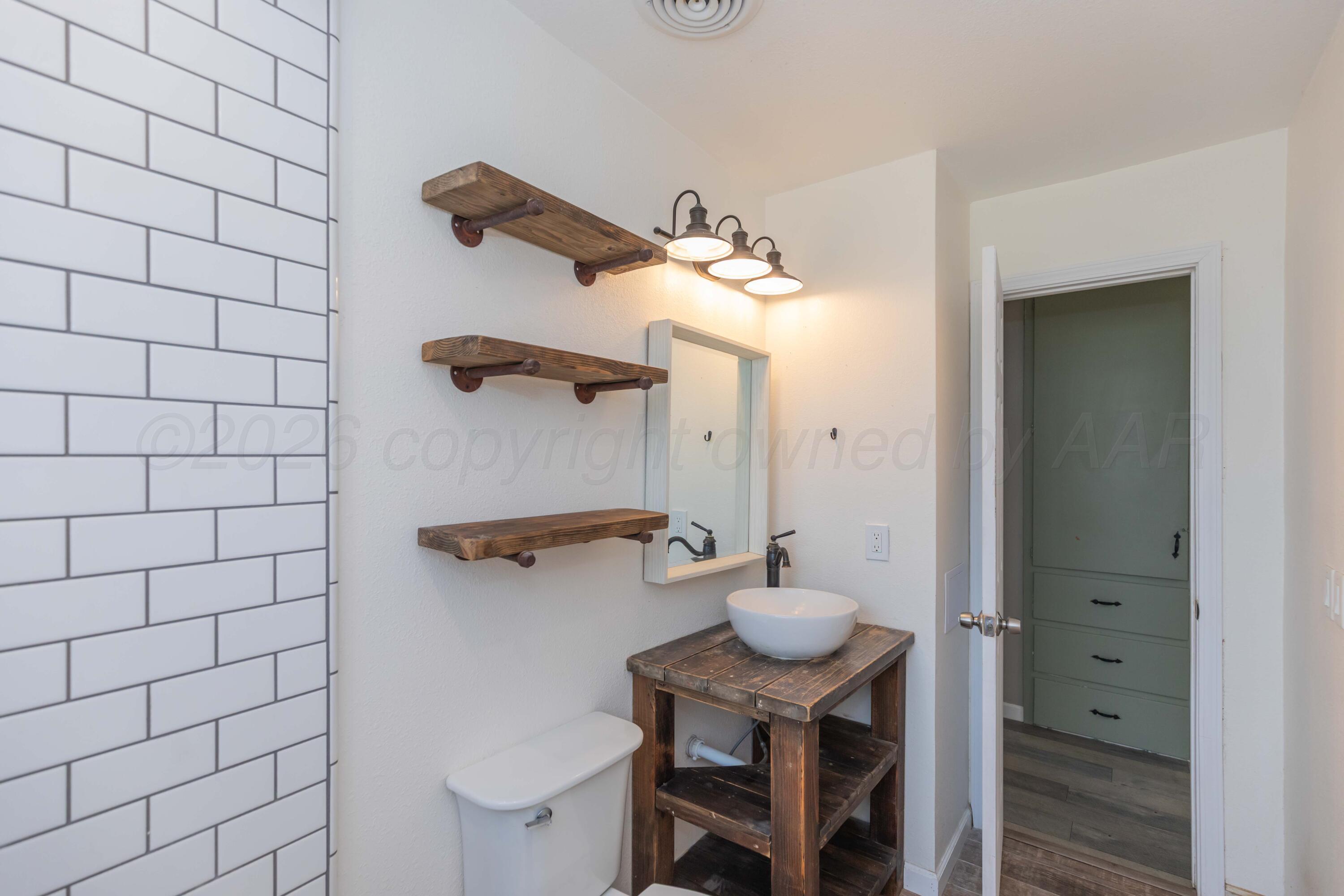 2406 Smiser Street Property Photo 22