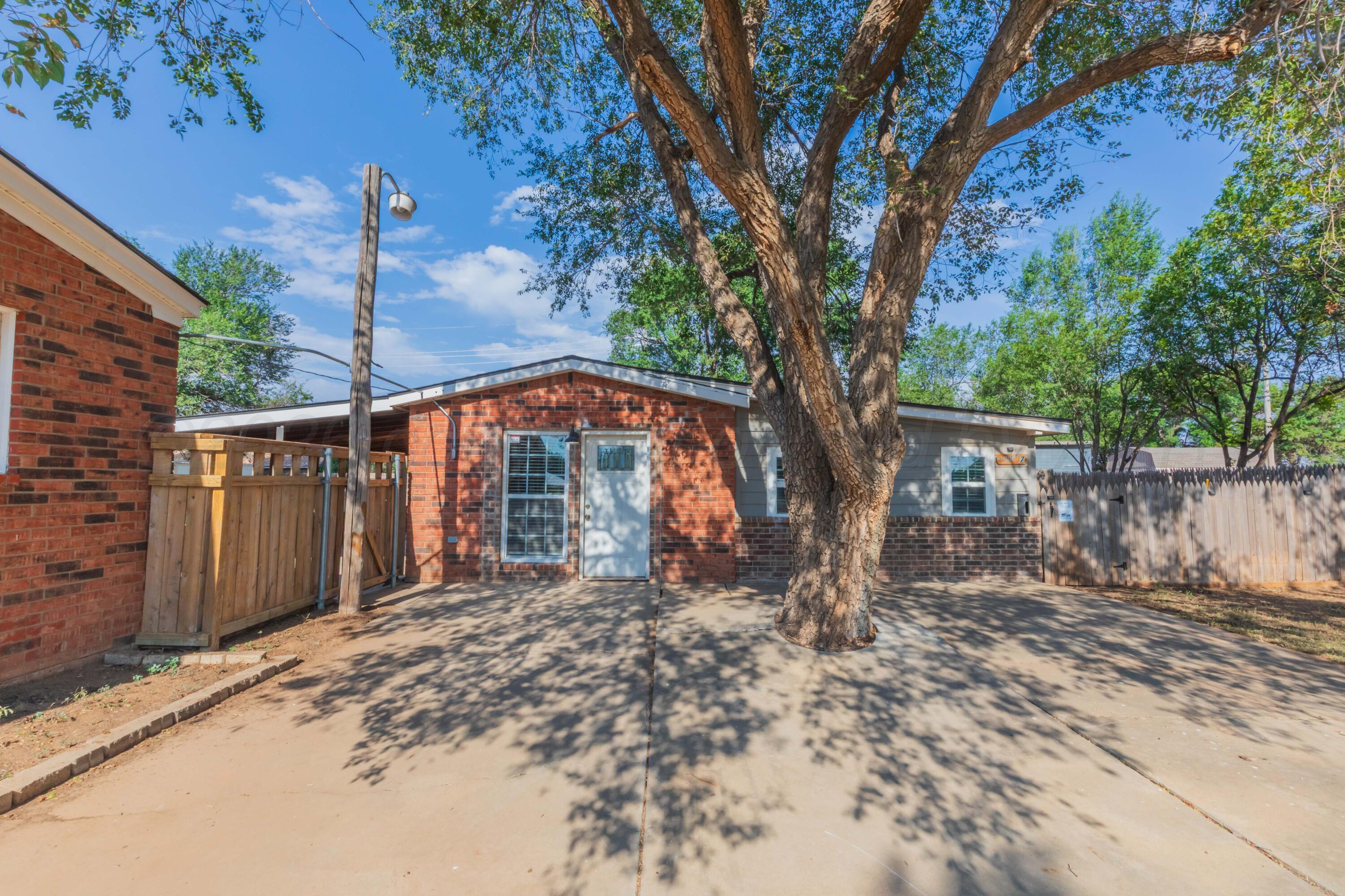 2406 Smiser Street Property Photo 27