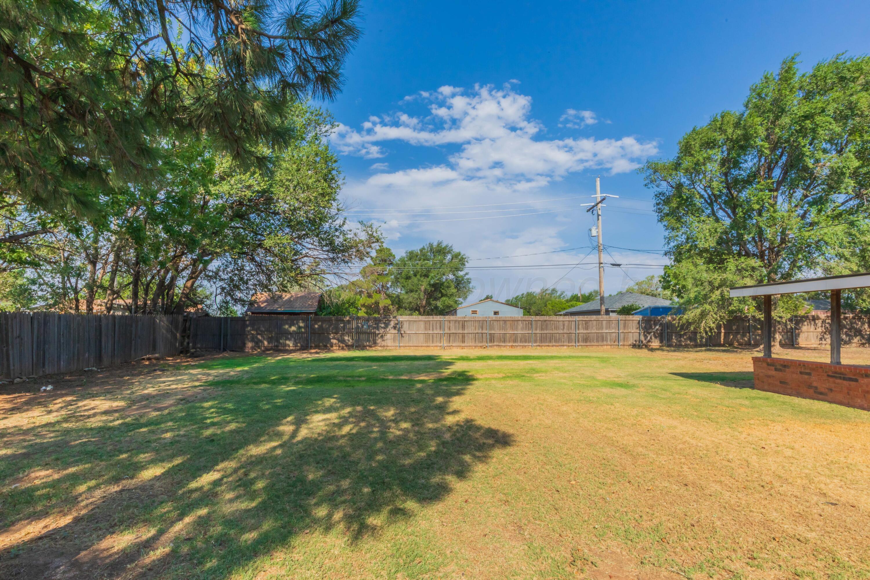 2406 Smiser Street Property Photo 37