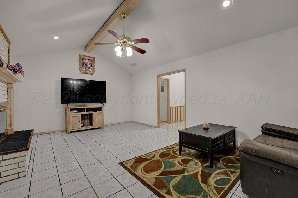 1718 Jennifer Street Property Photo 4