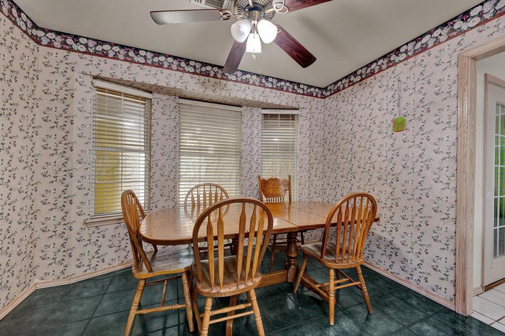 1718 Jennifer Street Property Photo 9