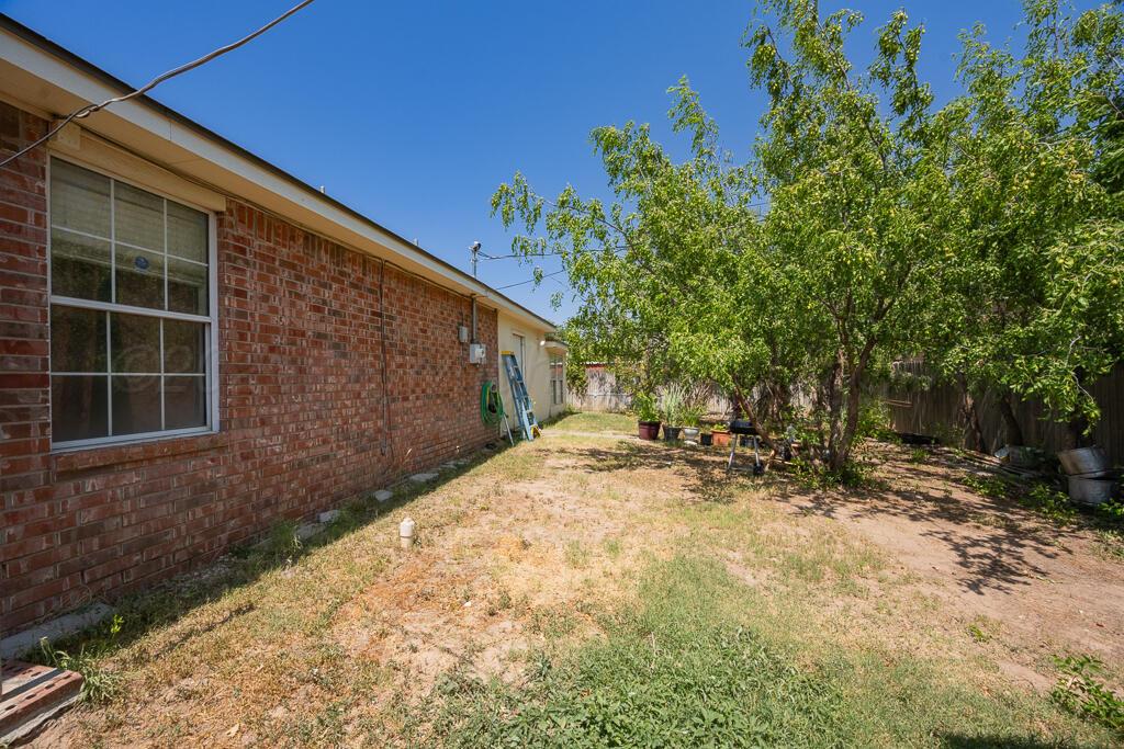 1718 Jennifer Street Property Photo 27