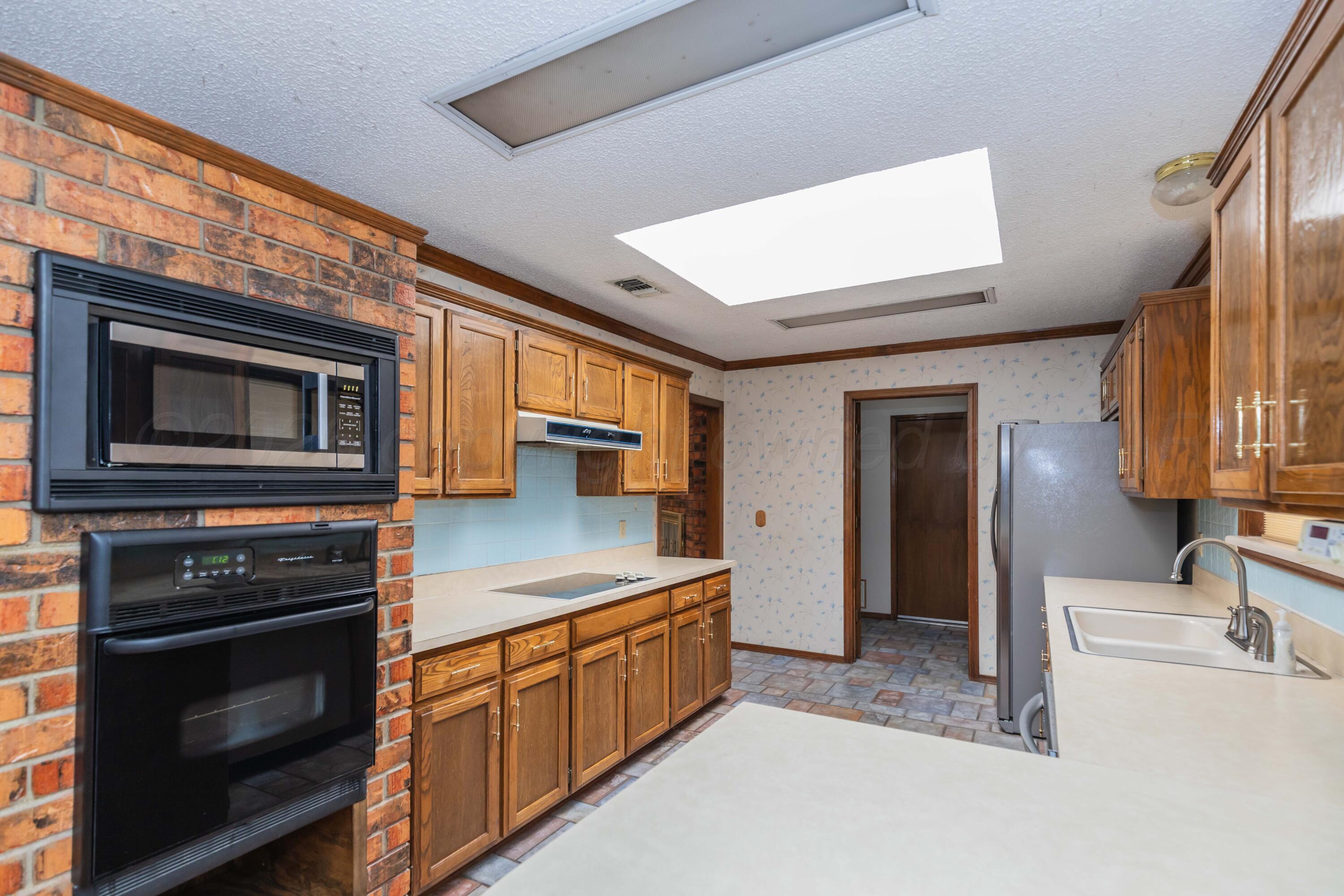 7304 Kings Place Property Photo 9