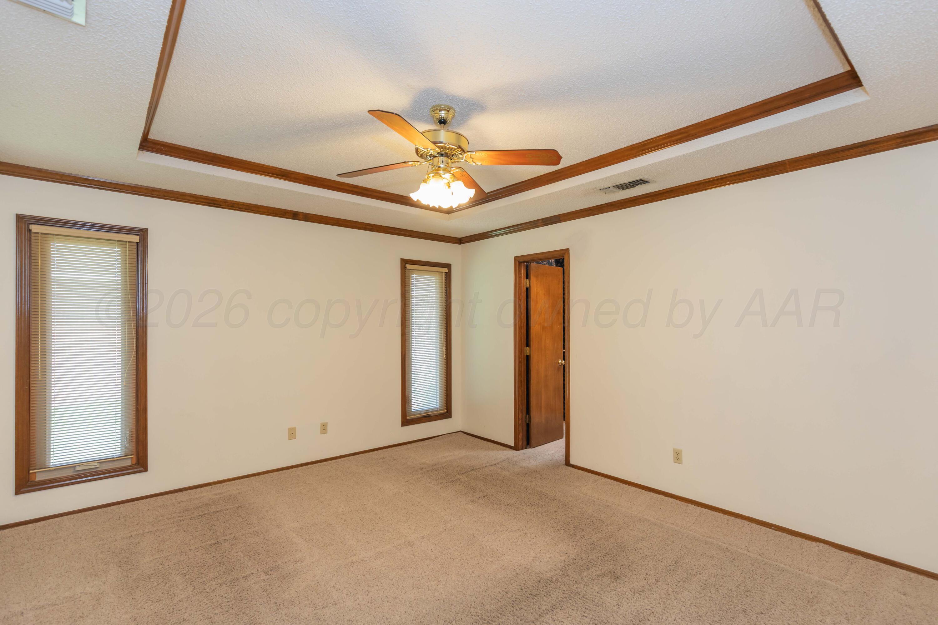 7304 Kings Place Property Photo 17