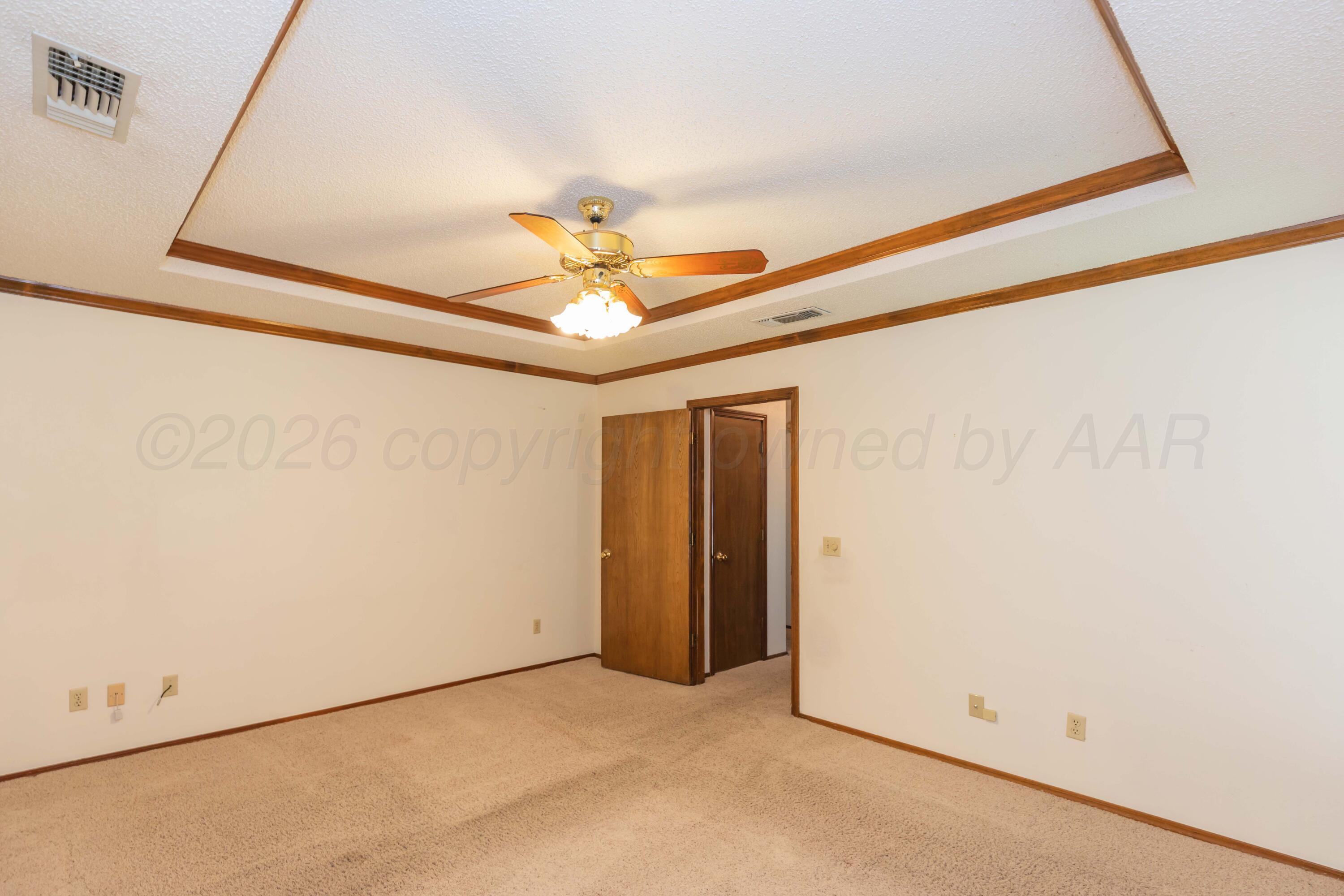 7304 Kings Place Property Photo 20