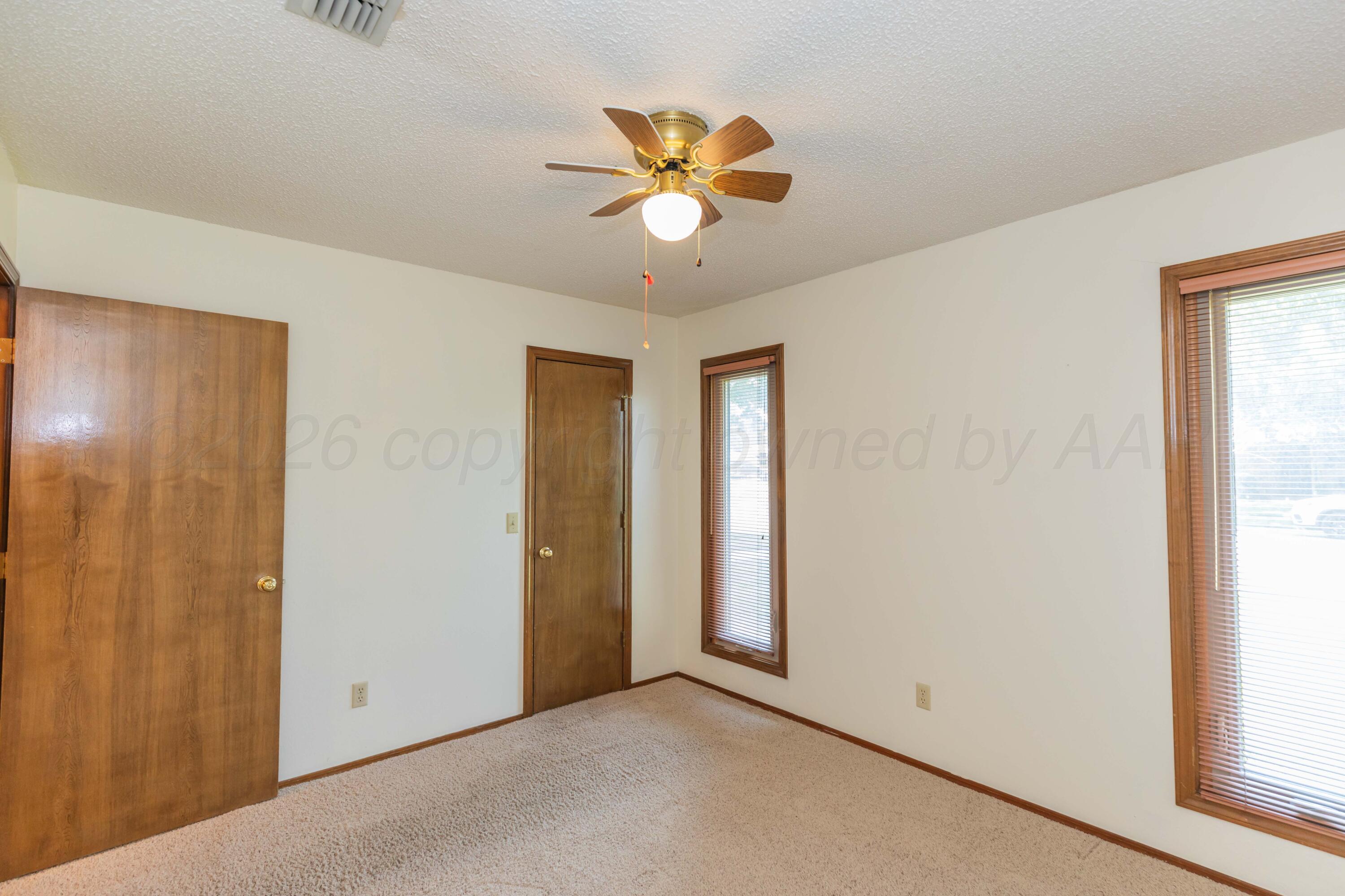 7304 Kings Place Property Photo 30