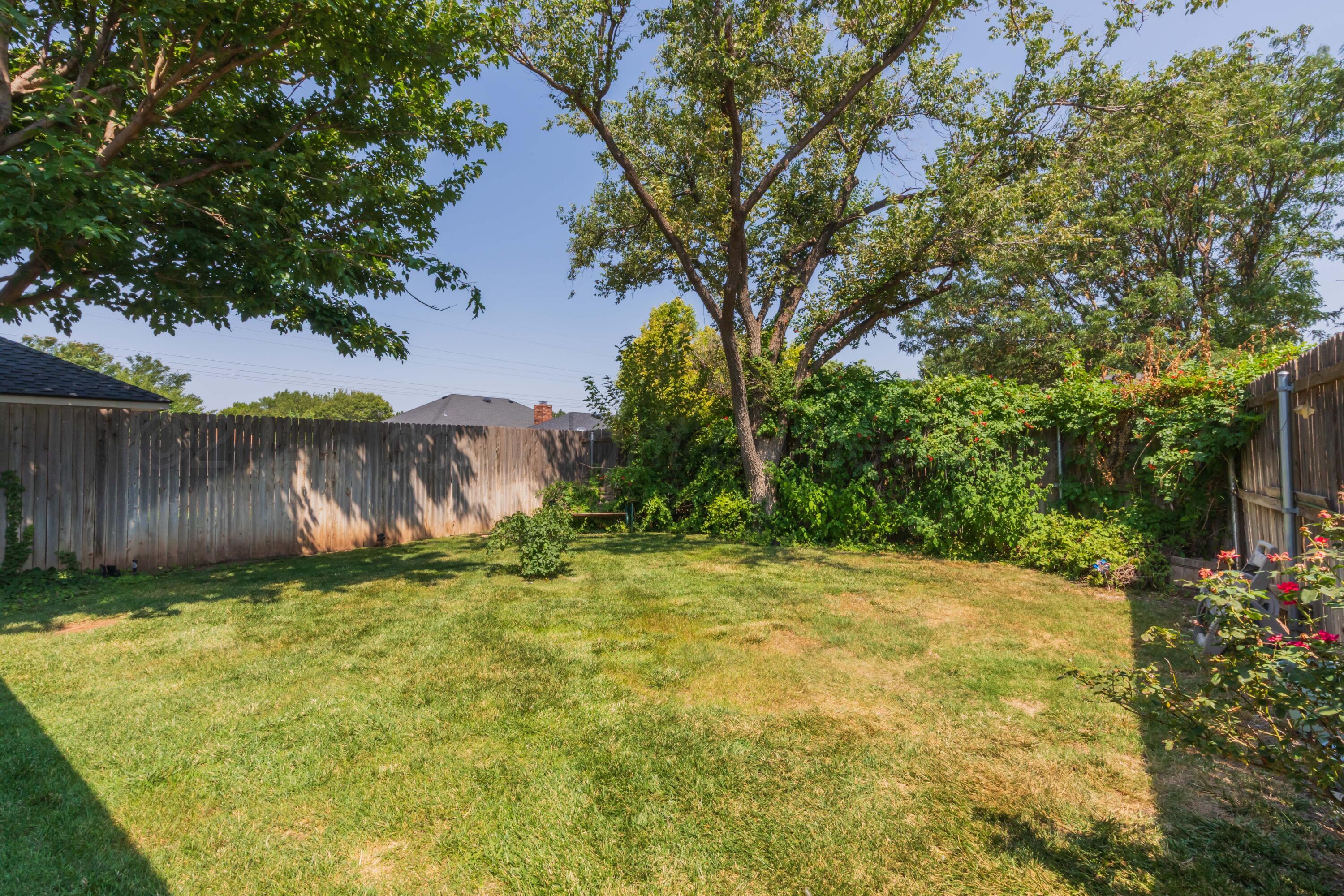 7304 Kings Place Property Photo 34