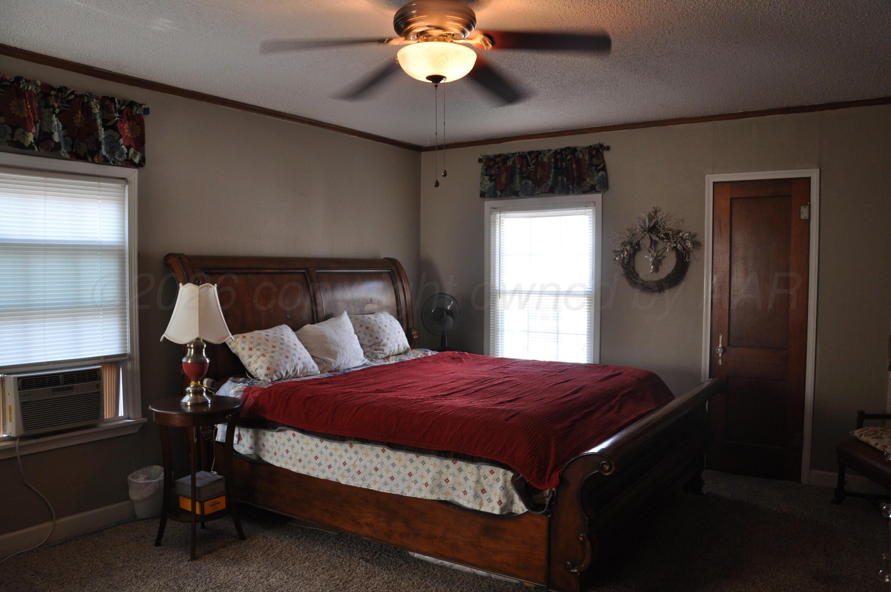 1017 N Mary-ellen Street Property Photo 9