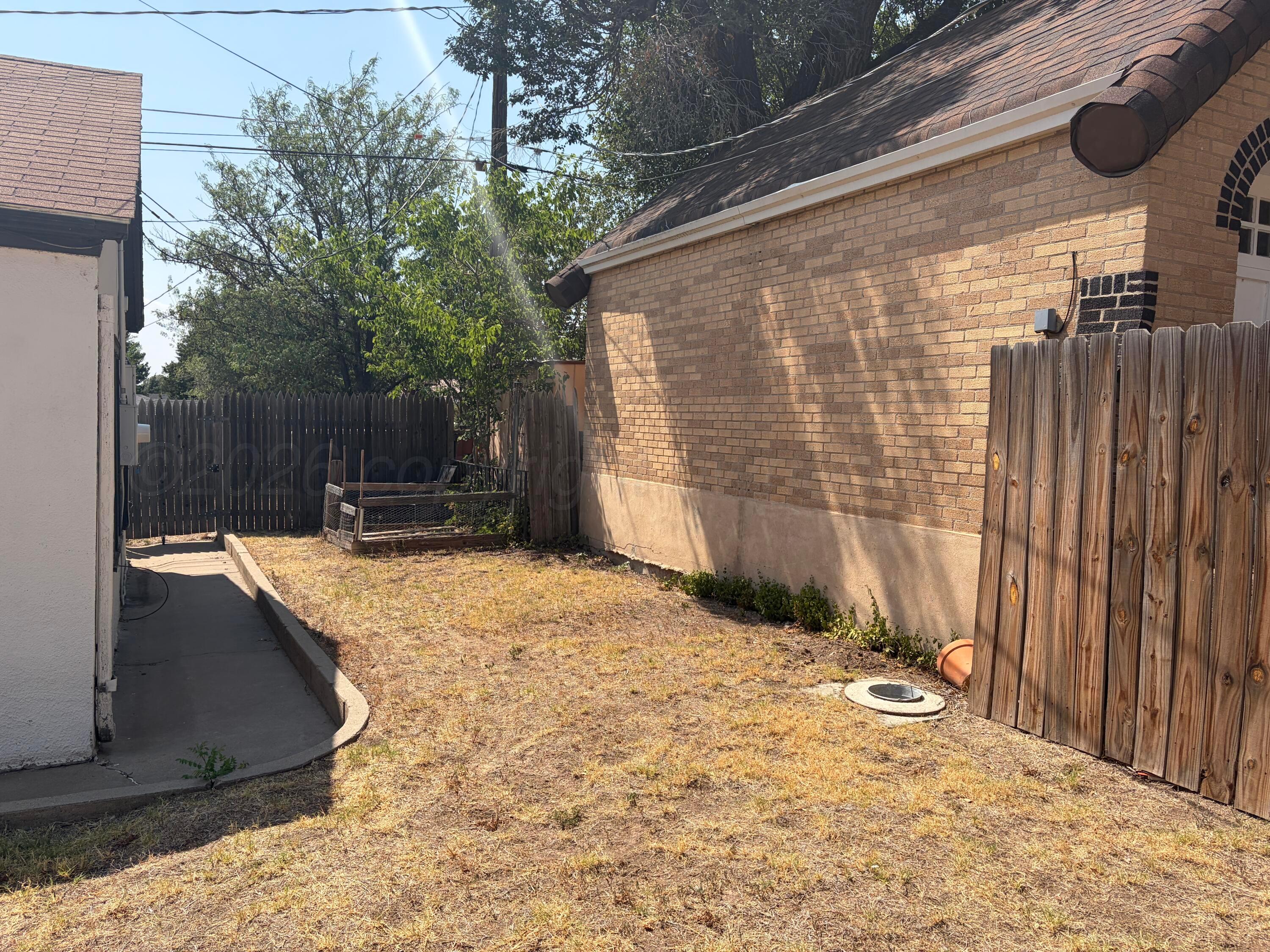 1017 N Mary-ellen Street Property Photo 11