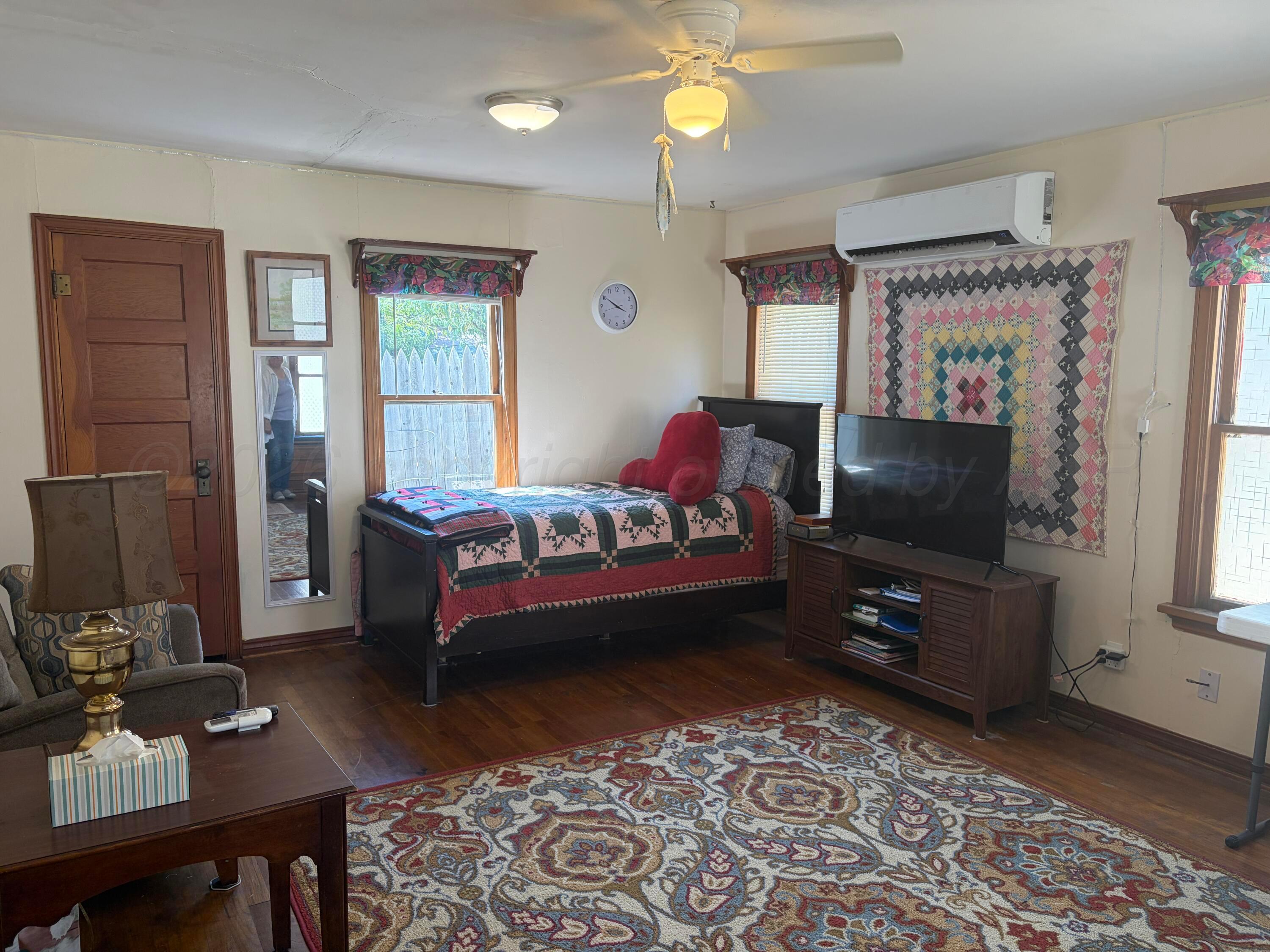 1017 N Mary-ellen Street Property Photo 14