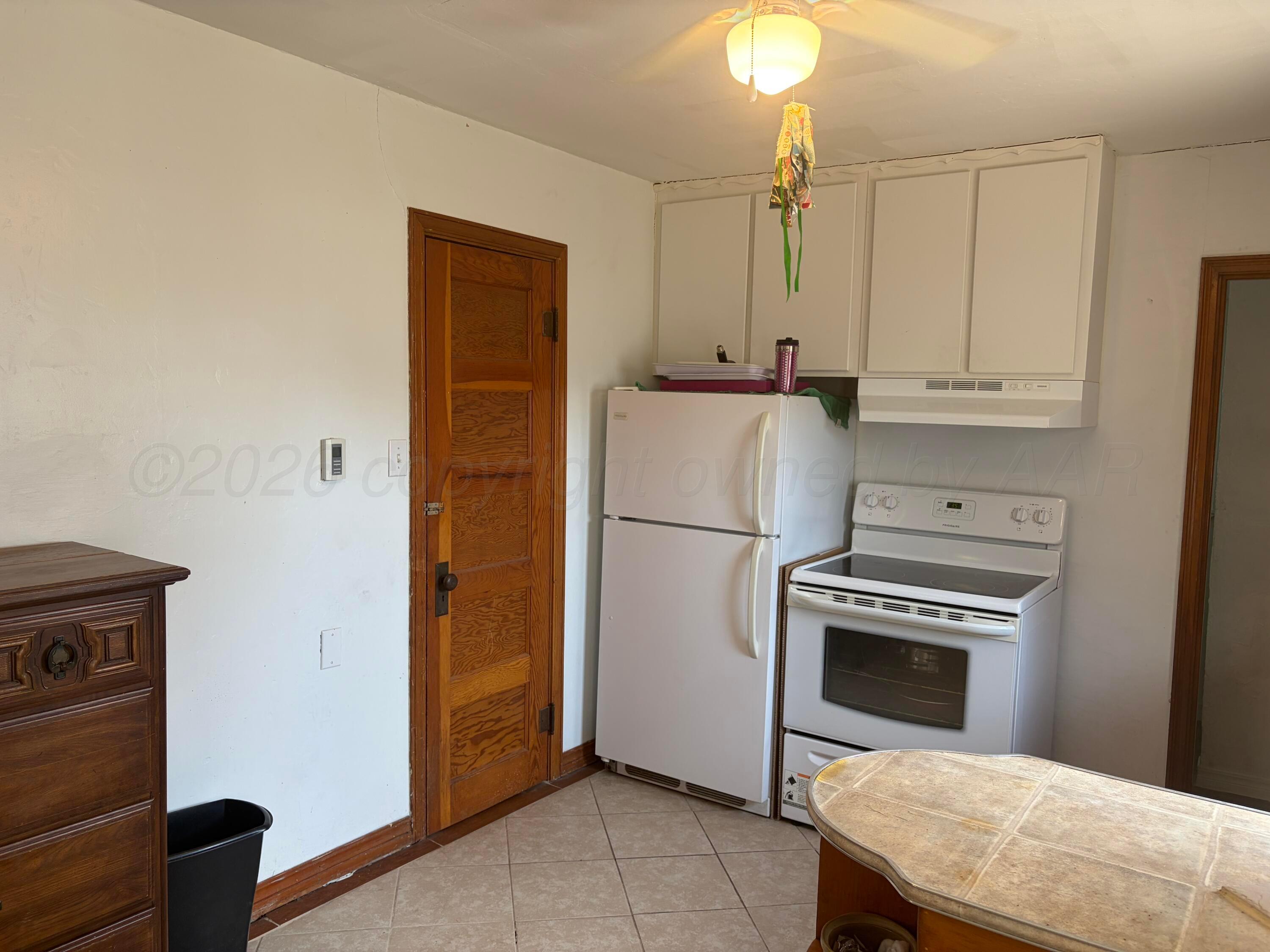 1017 N Mary-ellen Street Property Photo 17