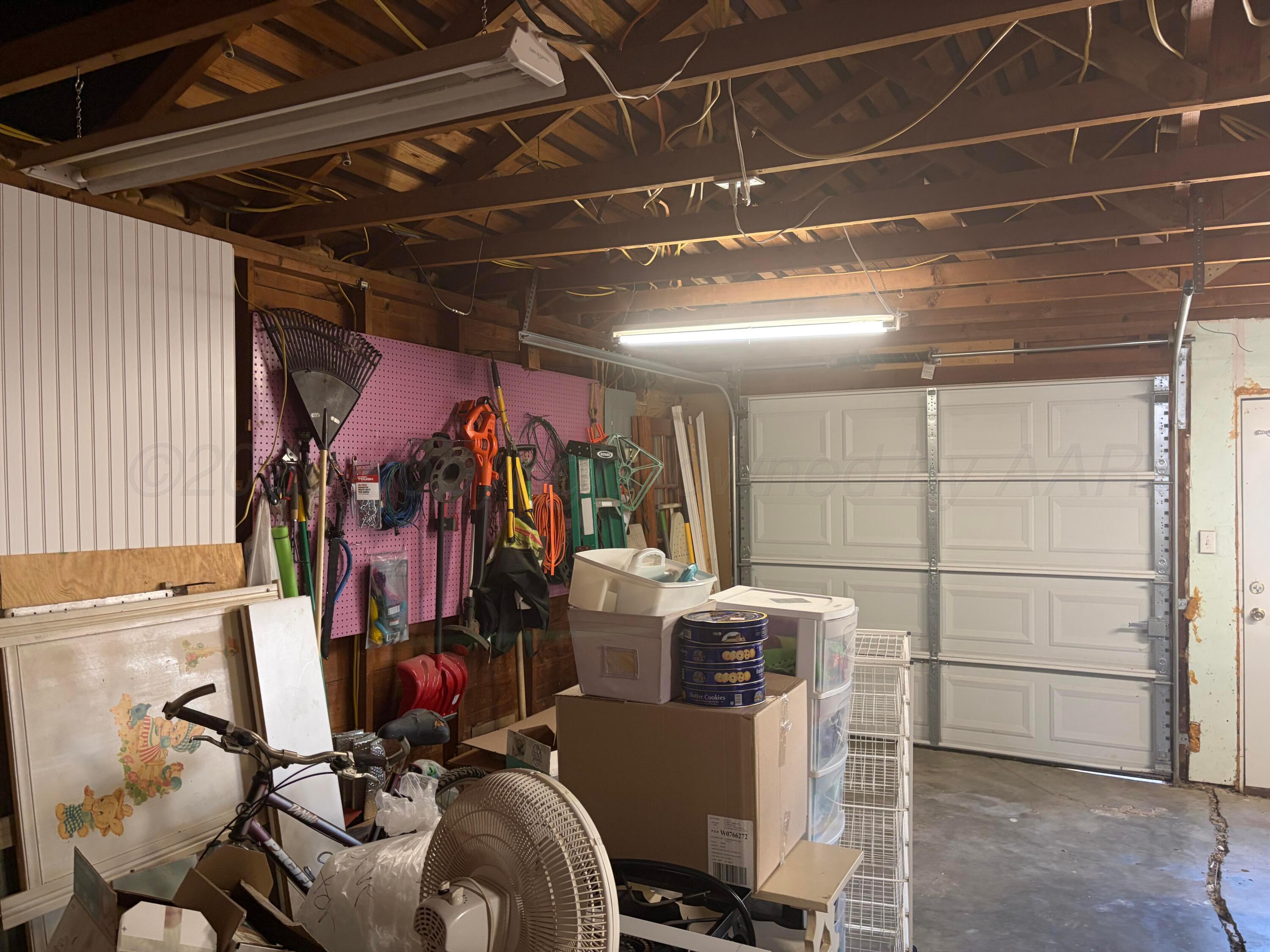1017 N Mary-ellen Street Property Photo 19