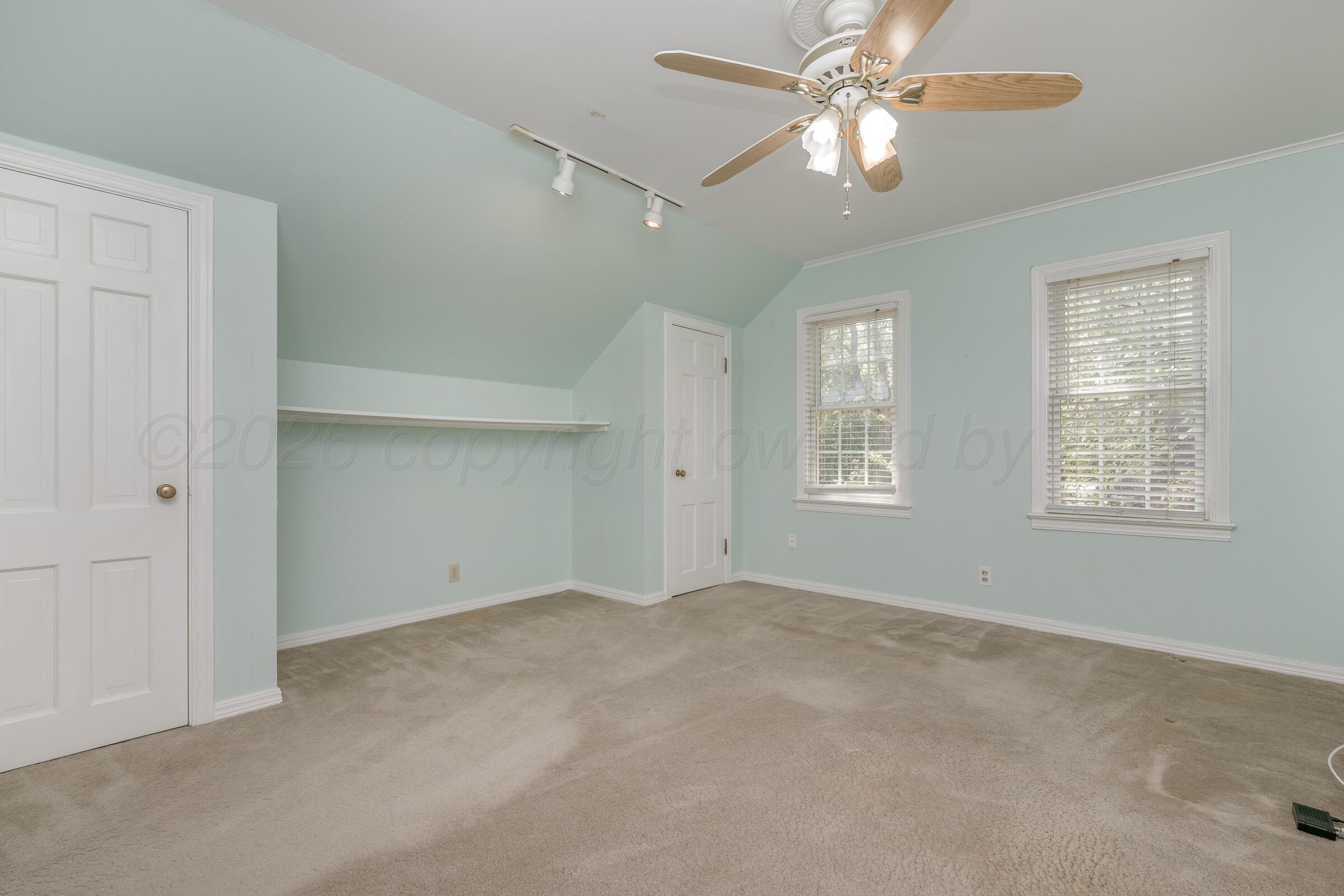 1523 Crockett Street Property Photo 23