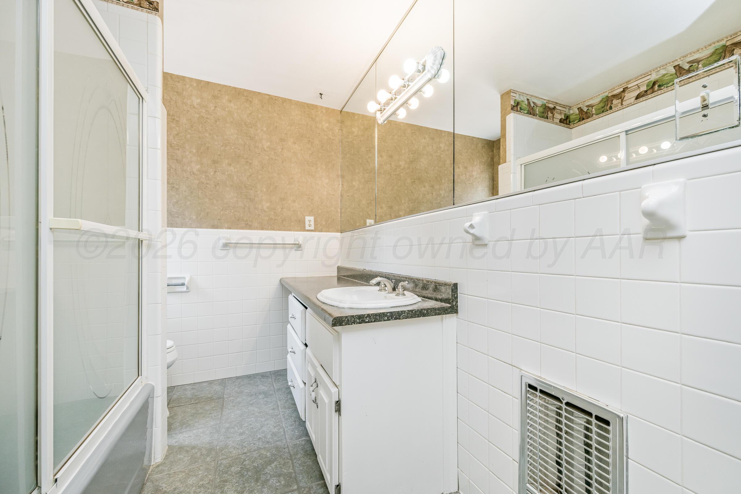1523 Crockett Street Property Photo 25