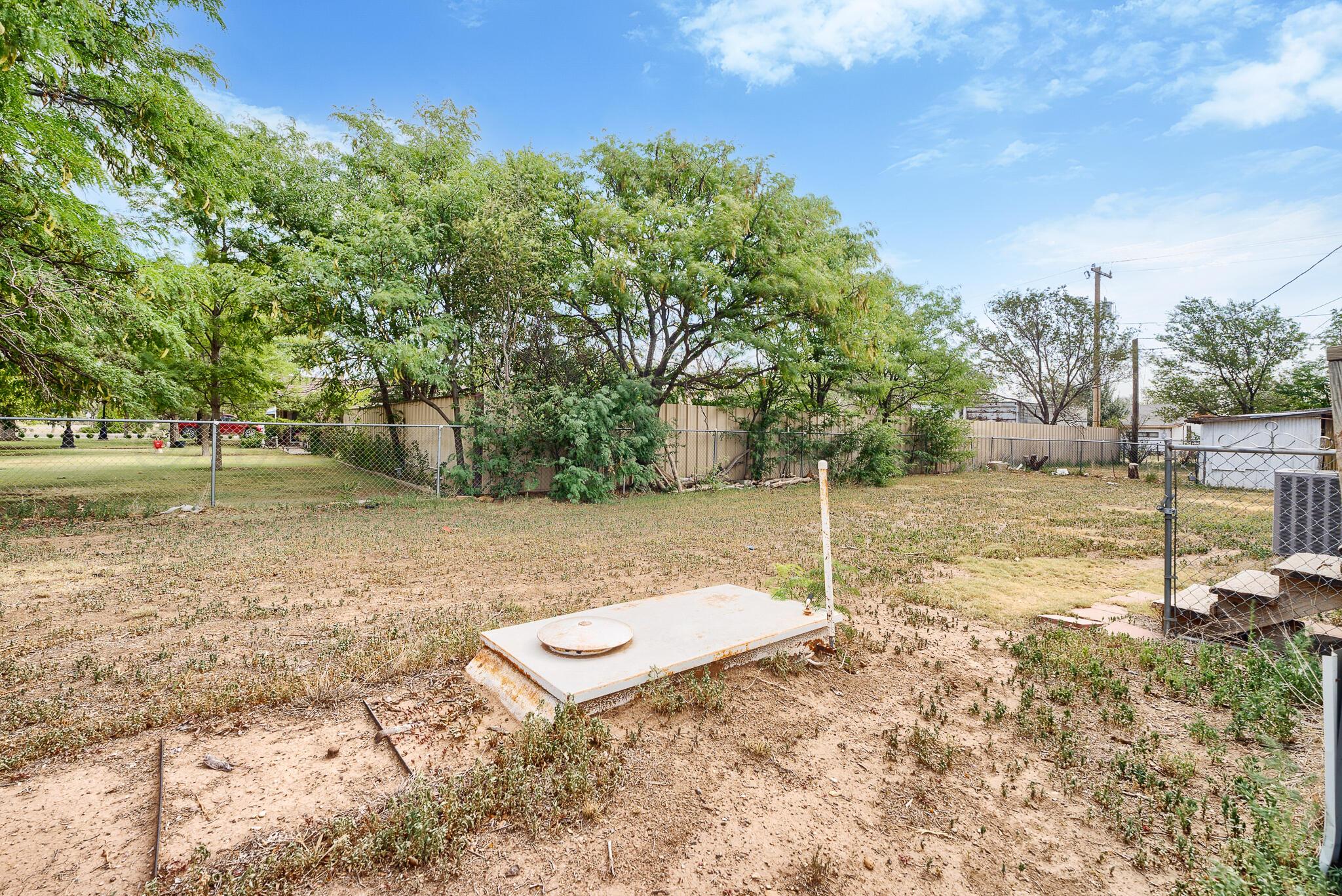 304 Coke Street Property Photo 4