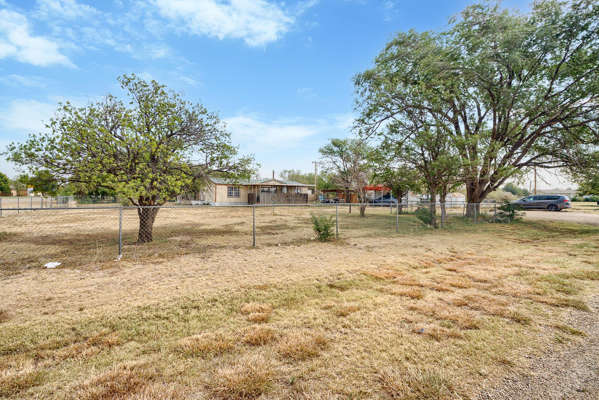304 Coke Street Property Photo 6