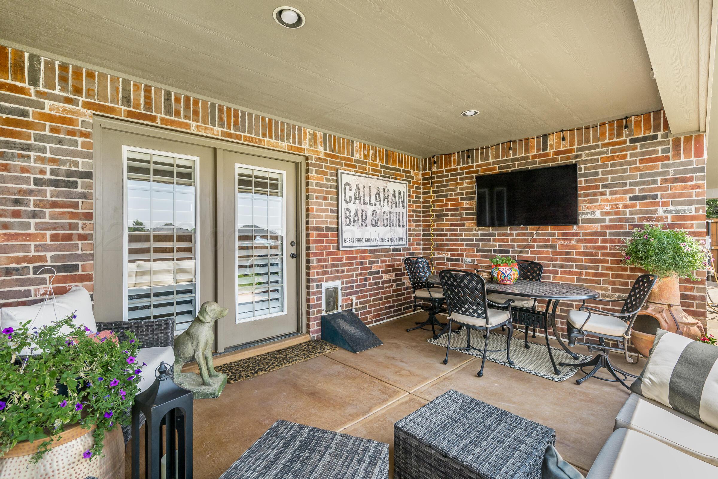 20200 Quail Hollow Drive Property Photo 10