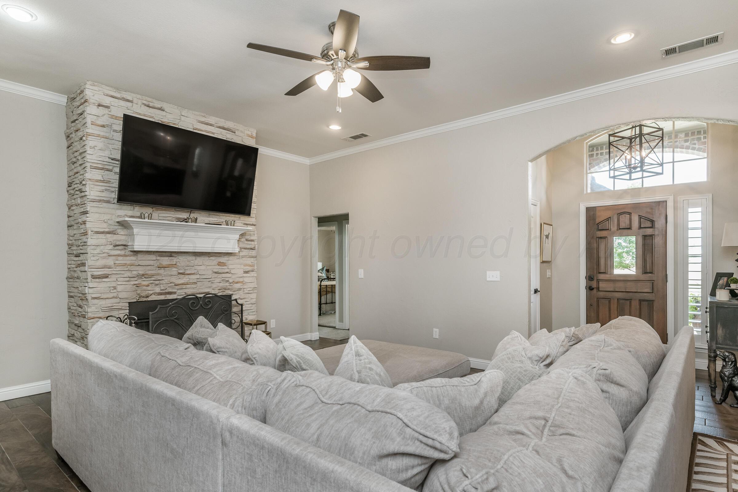 20200 Quail Hollow Drive Property Photo 13