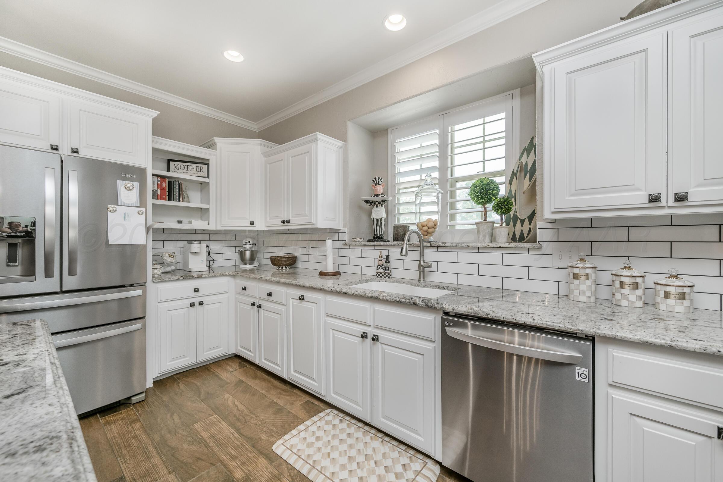 20200 Quail Hollow Drive Property Photo 18