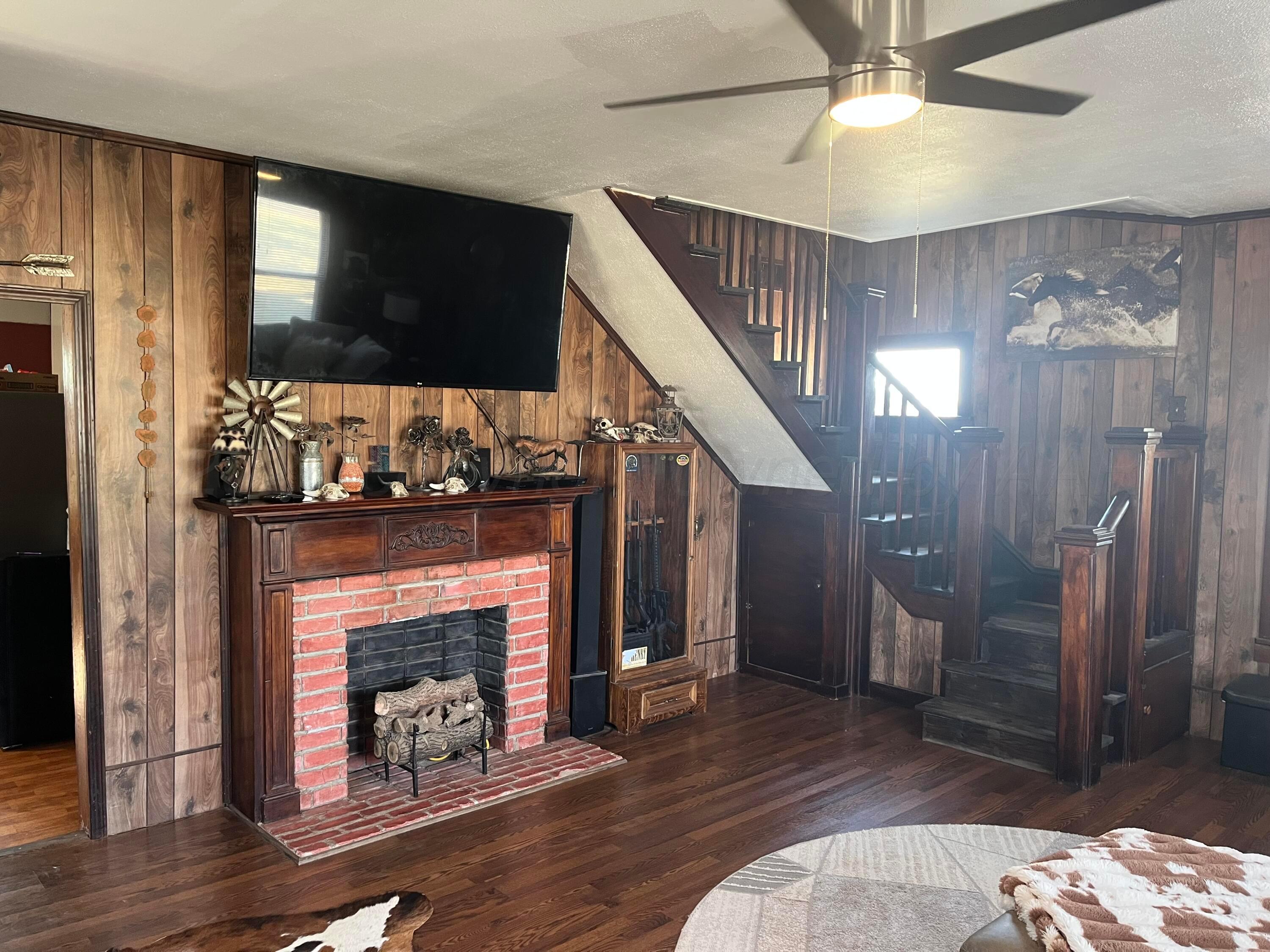 300 Alamo Street Property Photo 4